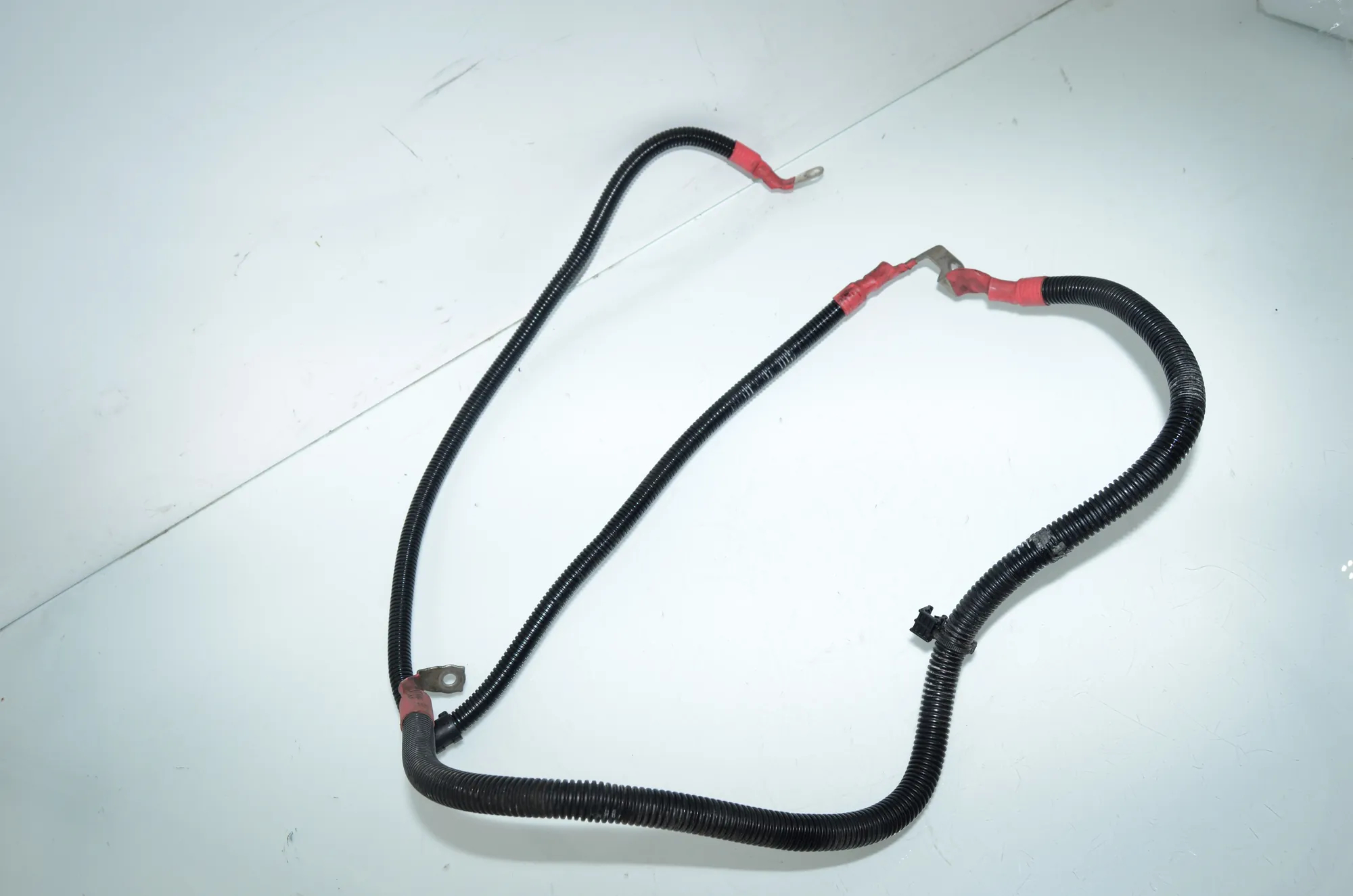 Positive Battery Cable – OEM 8515494 · BMW 5 Touring (F11) 535 d 2011 – 4