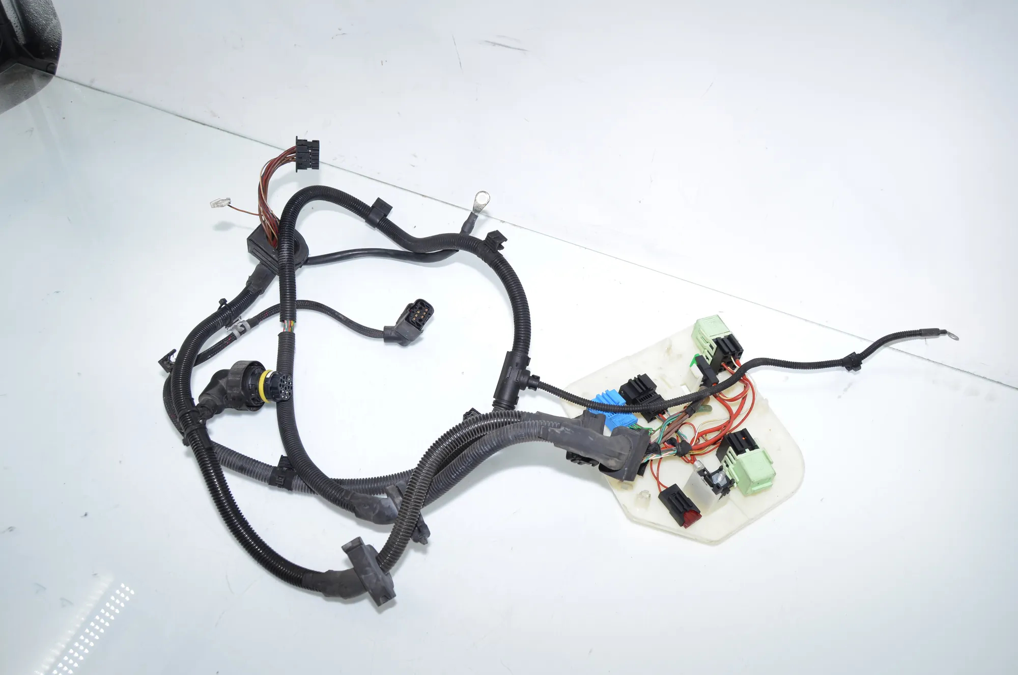 Engine Cable Harness – OEM 8518829 · BMW 5 Touring (F11) M 550 d xDrive 2016