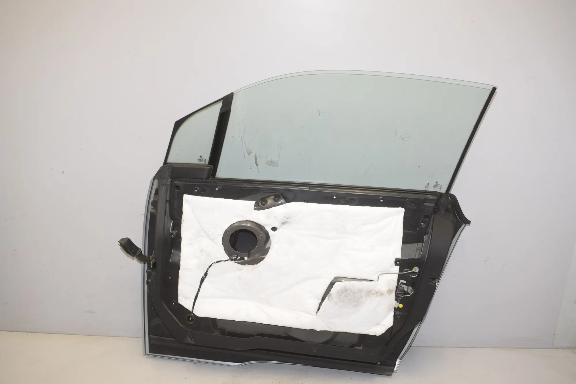 Front Right Door – OEM 000 · BMW i3 (I01) Electric 2014 – 5
