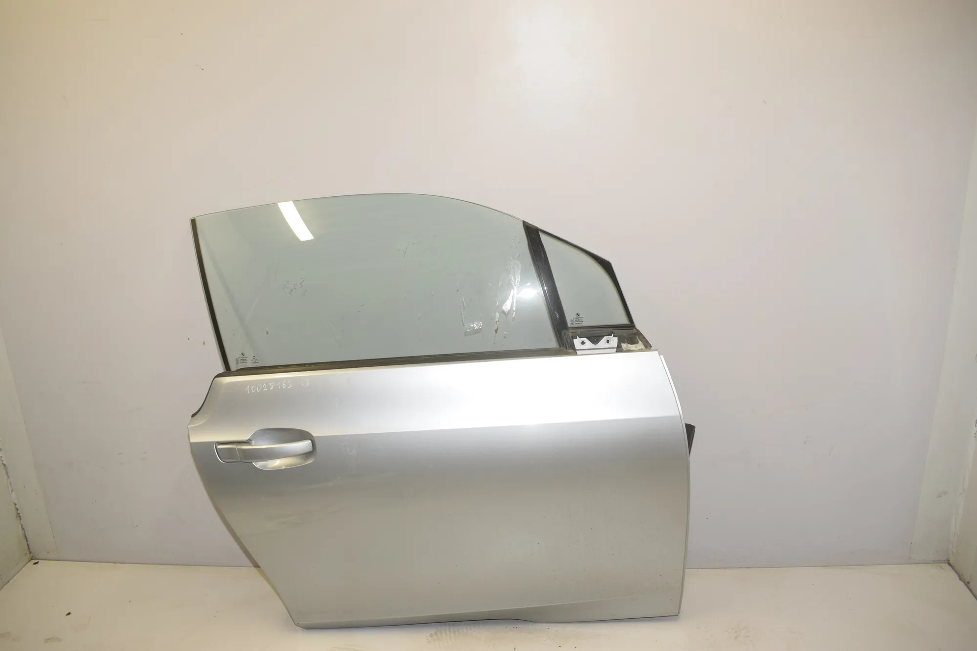 Front Right Door – OEM 000 · BMW i3 (I01) Electric 2014 – 2