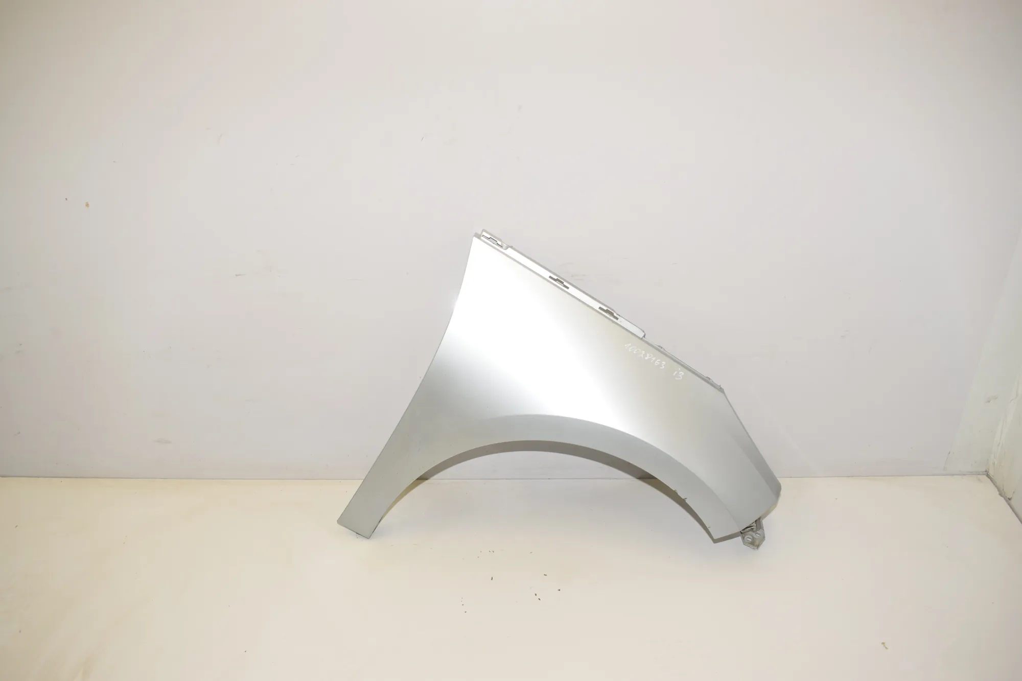 Front Right Fender · BMW i3 (I01) Electric 2014