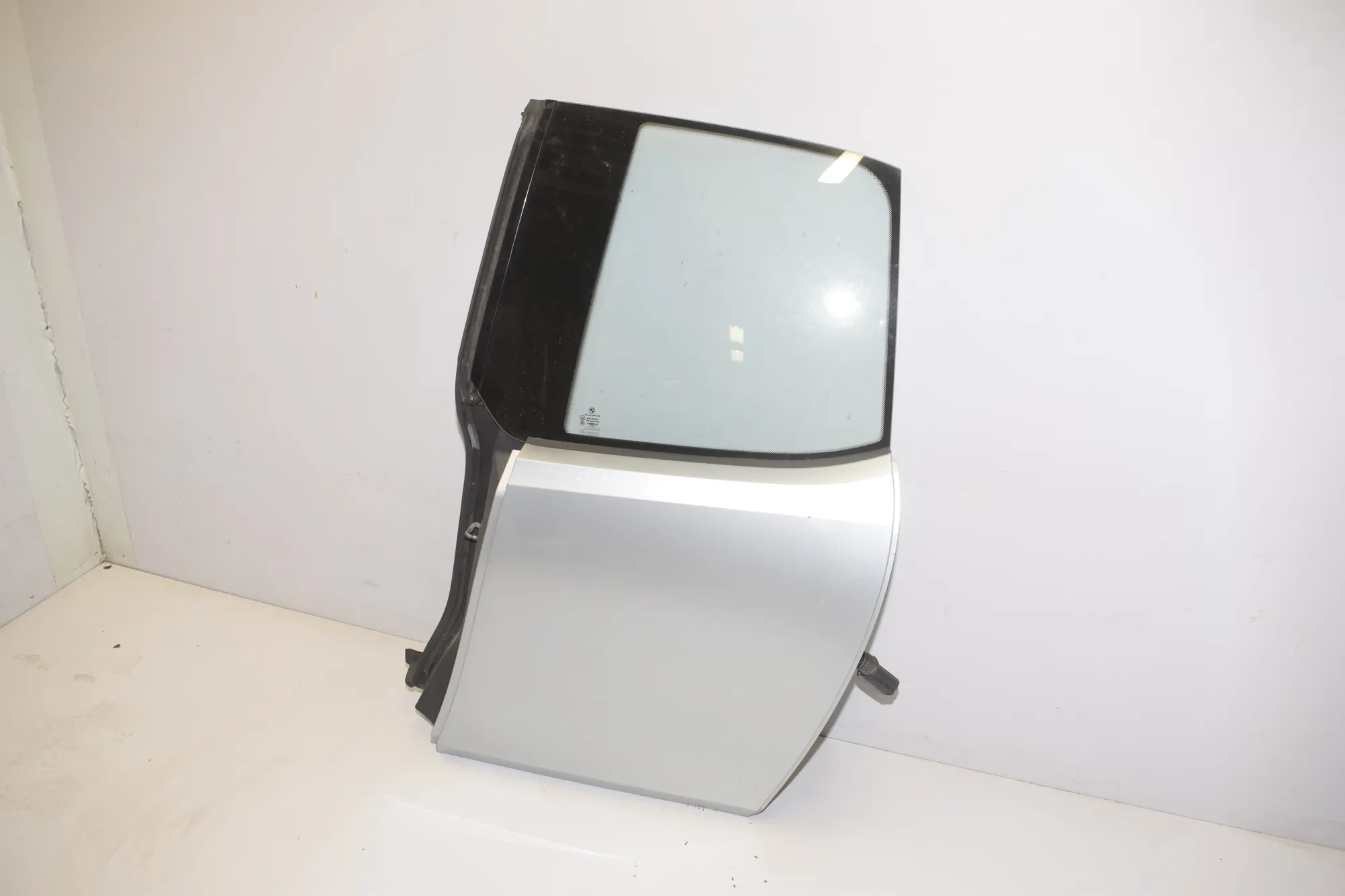Rear Left Door – OEM 000 · BMW i3 (I01) Electric 2014 – 3