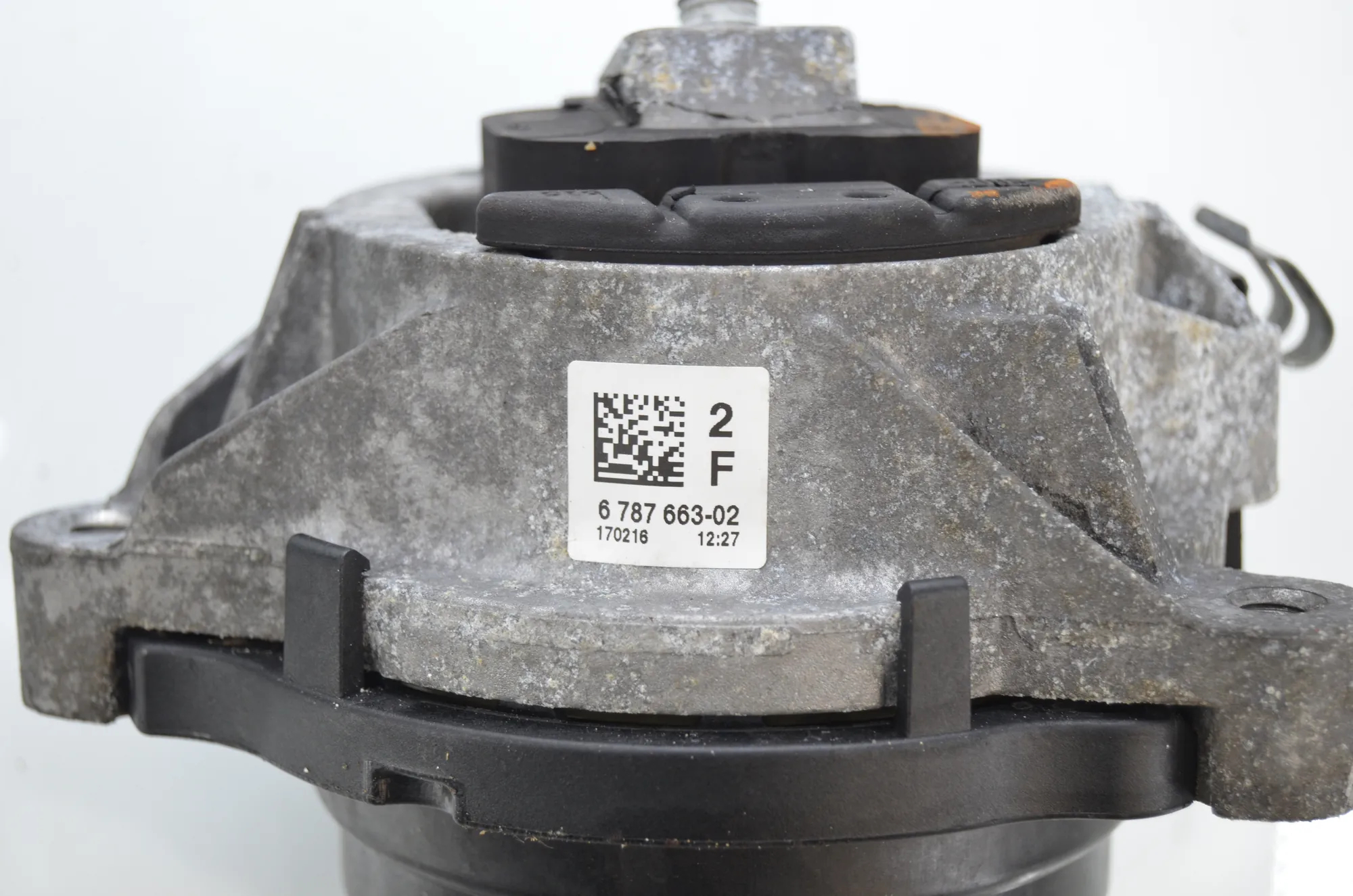 Right Side Engine Mount – OEM 6850220 · BMW 3 (F30, F80) 330 d 2016 – 5