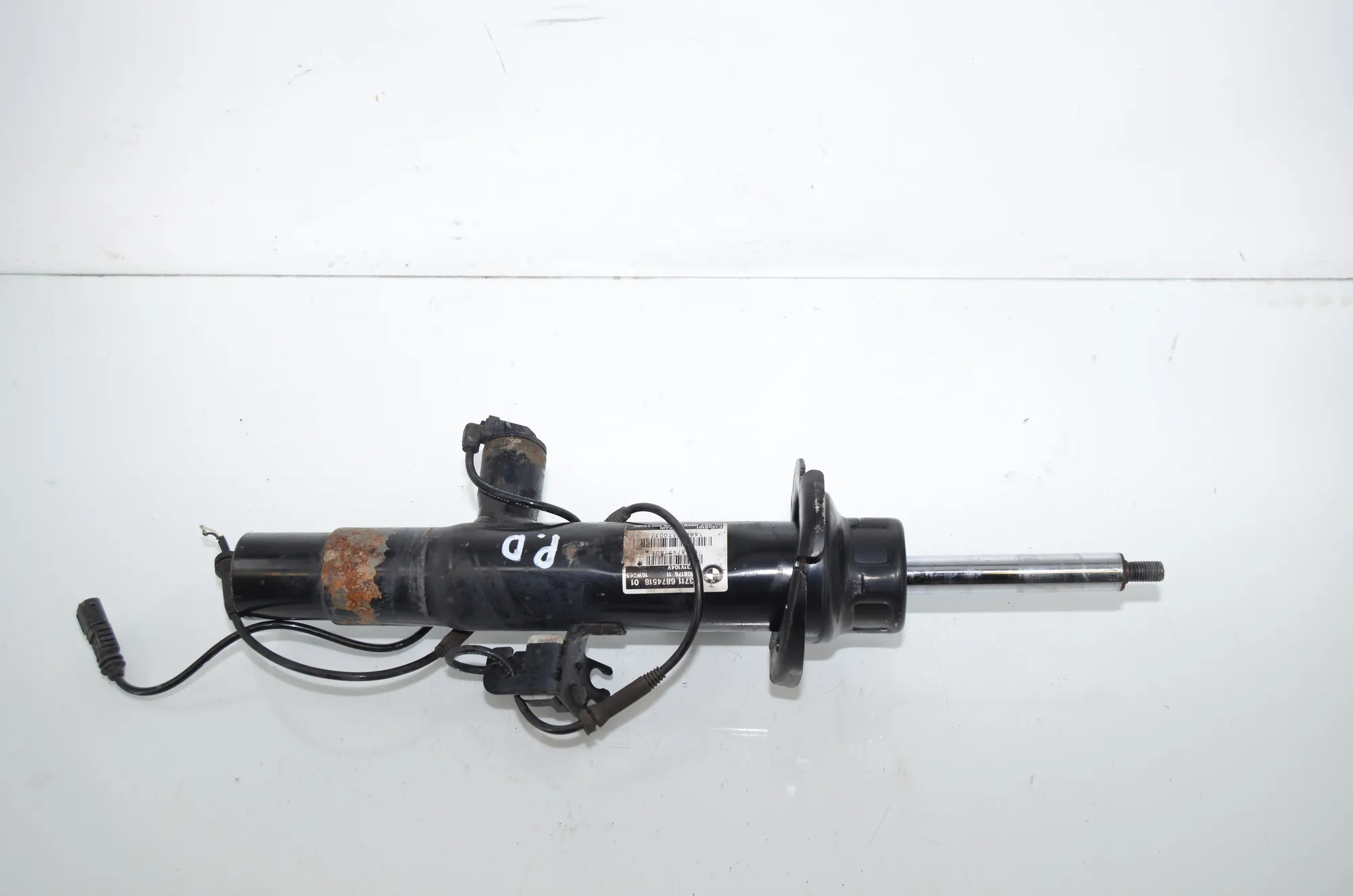 Front Right Shock Absorber – OEM 6874518 · BMW 3 (F30, F80) 330 d 2016