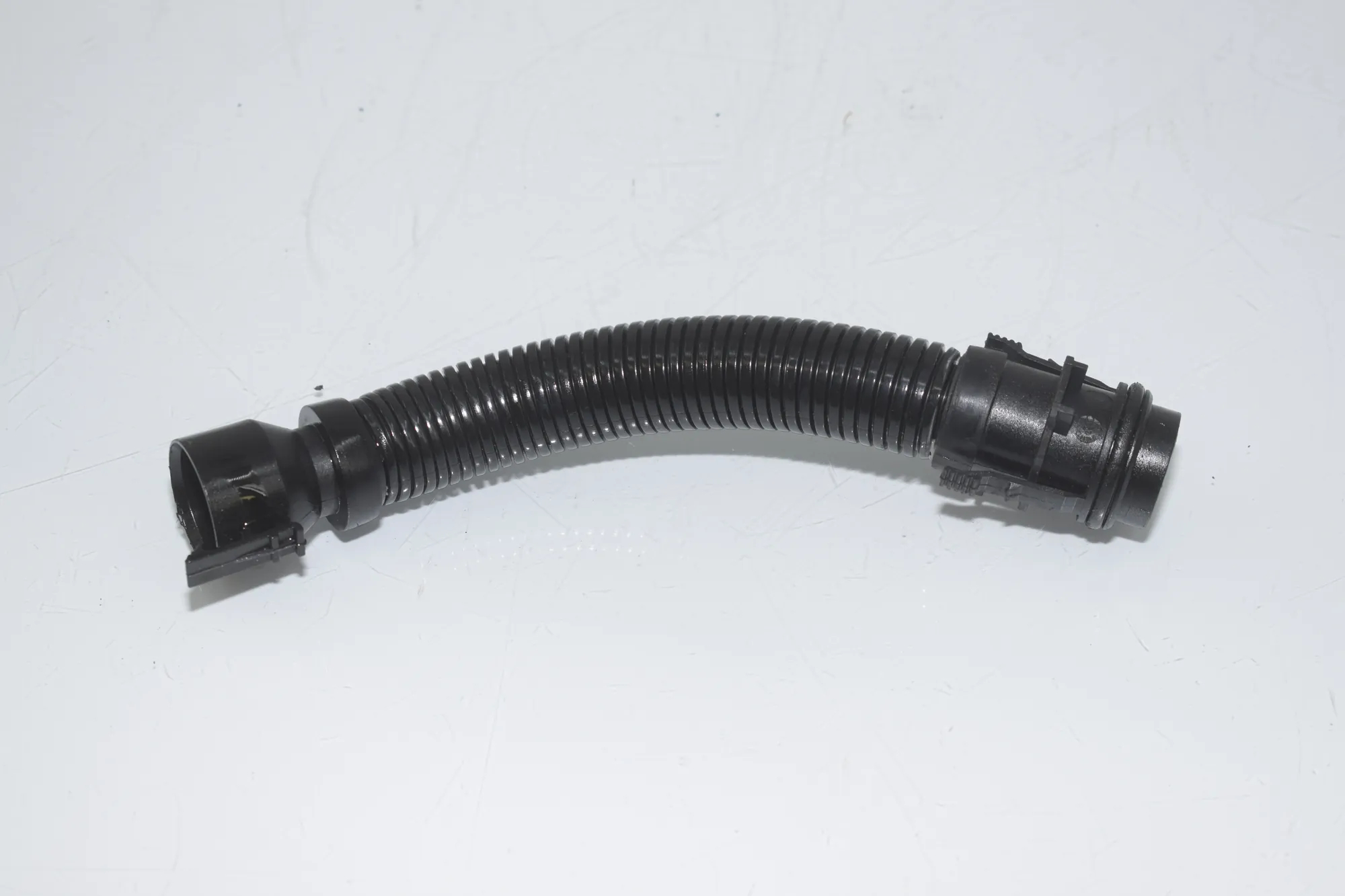 Breather Hose – OEM 8506702 · BMW 5 Gran Turismo (F07) 530 d 2009 – 4
