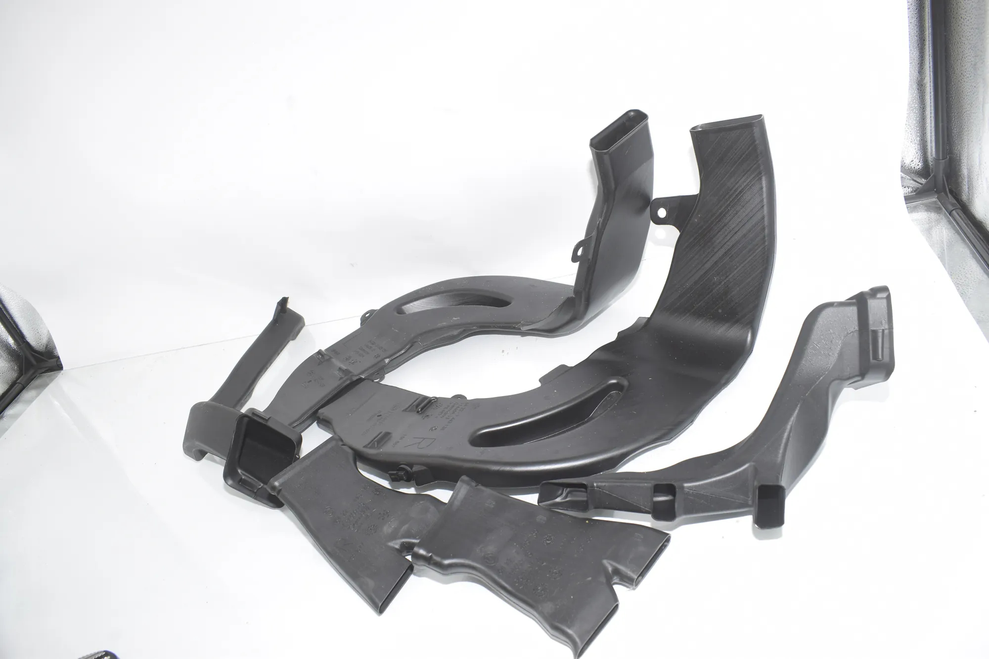 Interior Air Duct Channel – OEM 7443139 · BMW 3 Touring (G21) (2019 - -) 320 d 2019