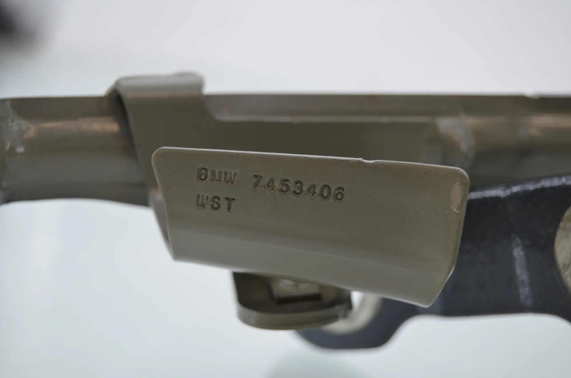 Left Side Bootlid Hinge – OEM 7453405 · BMW 3 Touring (G21) (2019 - -) 320 d 2019 – 6