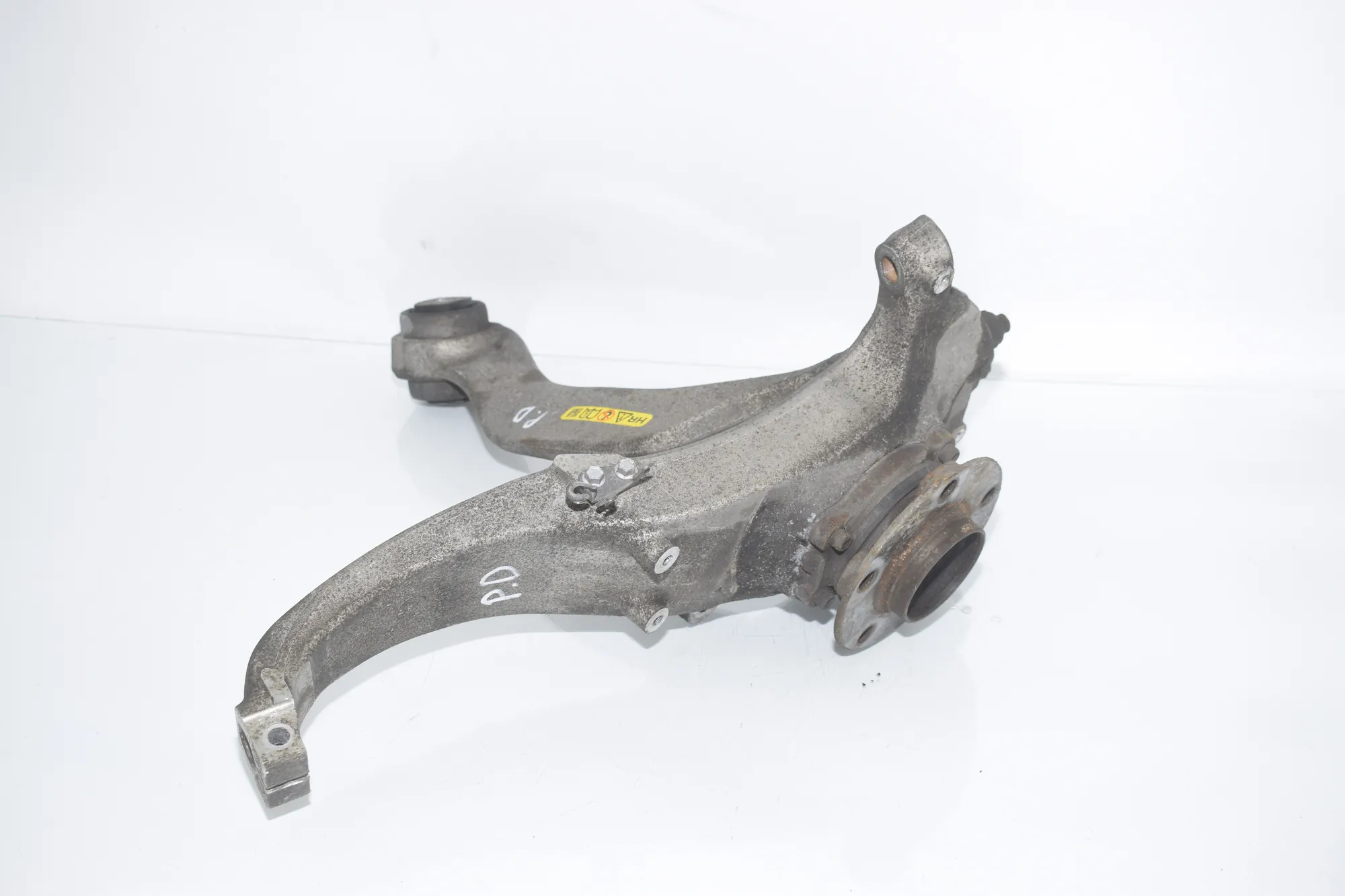 Front Right Wheel Hub – OEM 6777750 · BMW 5 Gran Turismo (F07) 535 d xDrive 2014 – 3