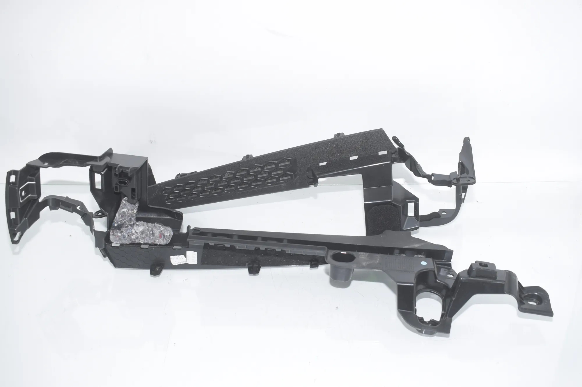 Other Boot Trunk Parts – OEM 7450725 · BMW 3 Touring (G21) BMW 3 Touring (G21) 320 d 2019