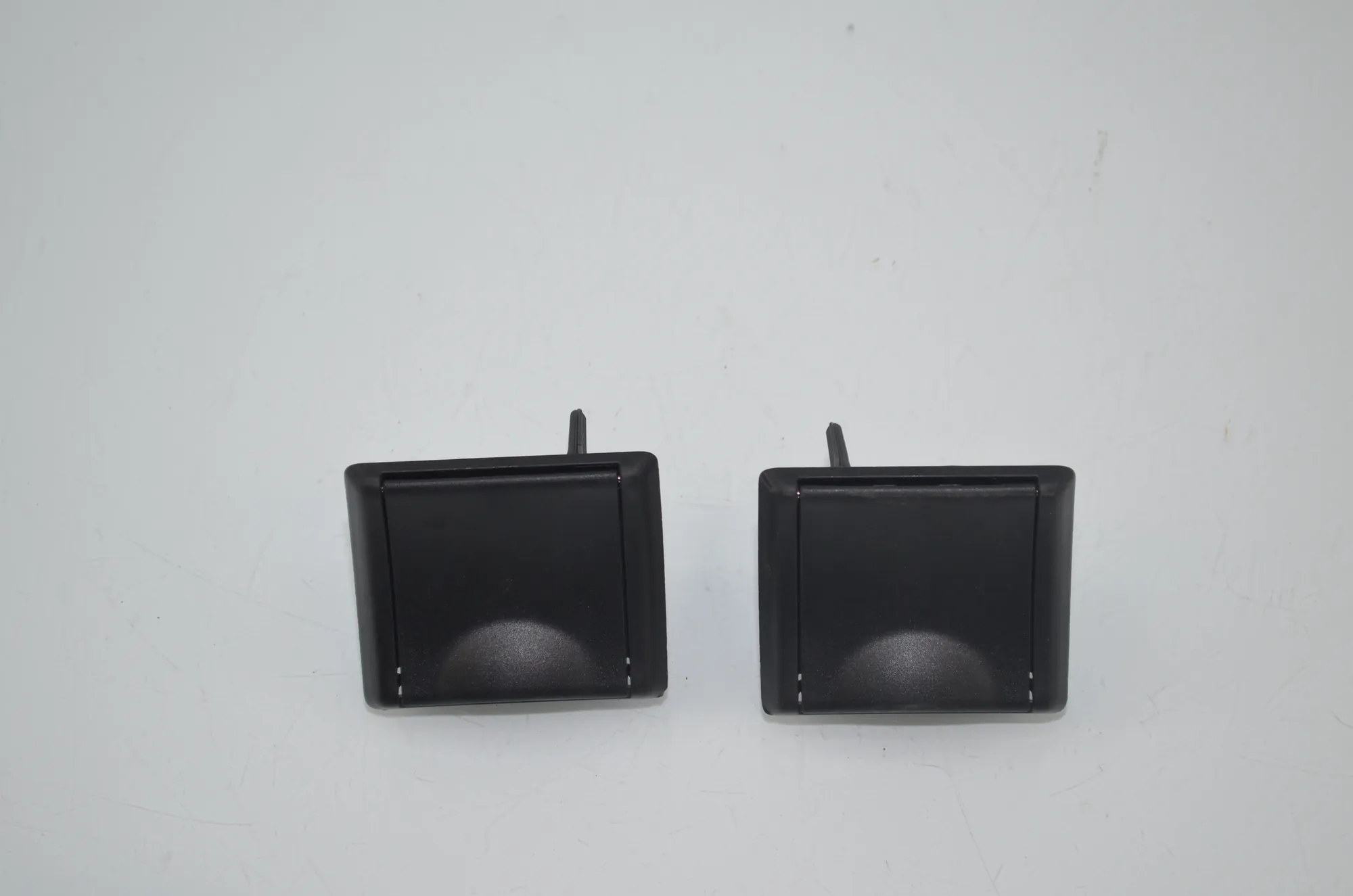 Other Interior Parts – OEM 7473738 · BMW 3 Touring (G21) BMW 3 Touring (G21) 318 d 2020