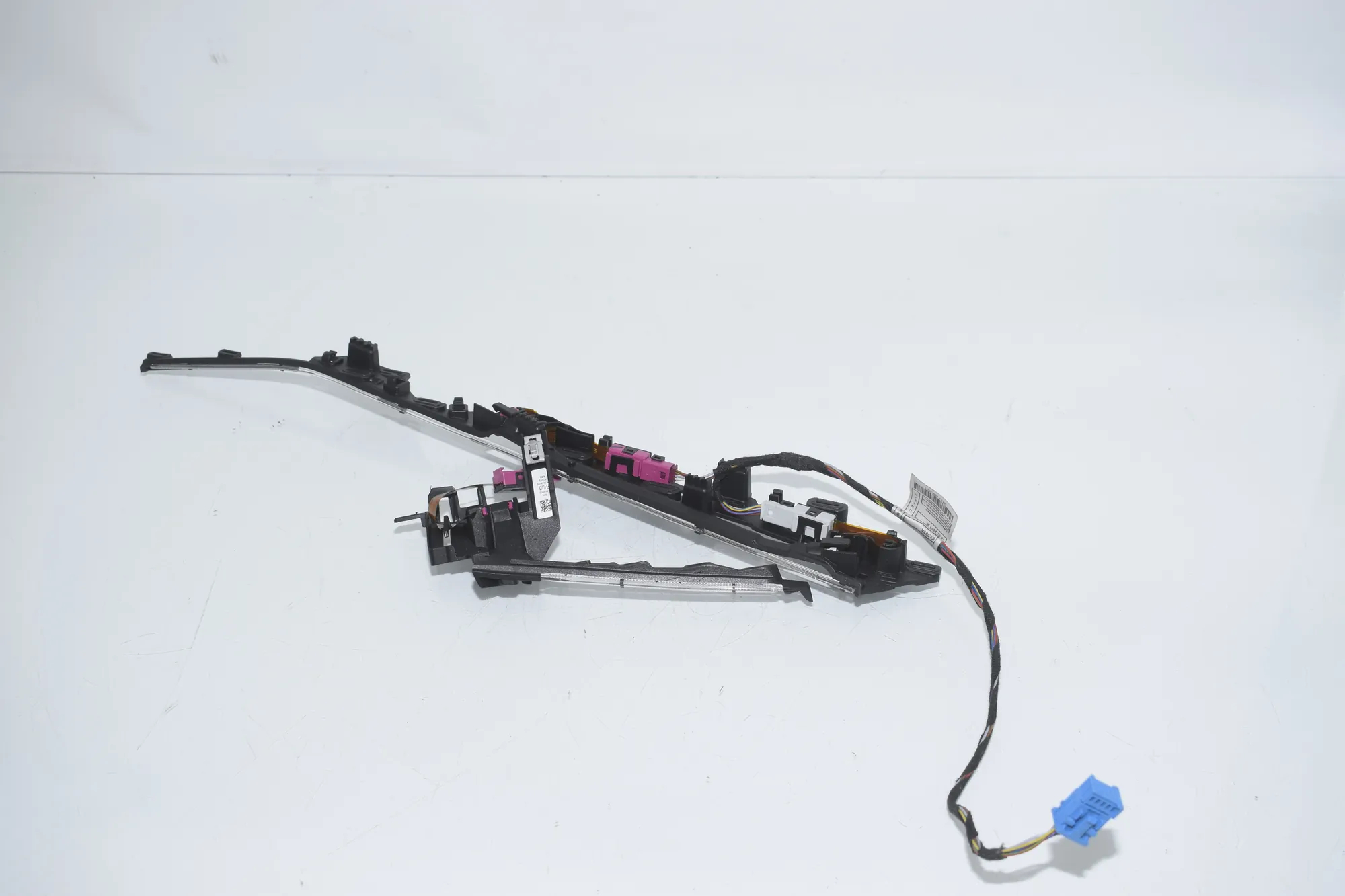 Other Trim Parts – OEM 5A02635 · BMW 3 (G20, G28) BMW 3 (G20, G28) 3 (G20) 316 d 2020 – 3