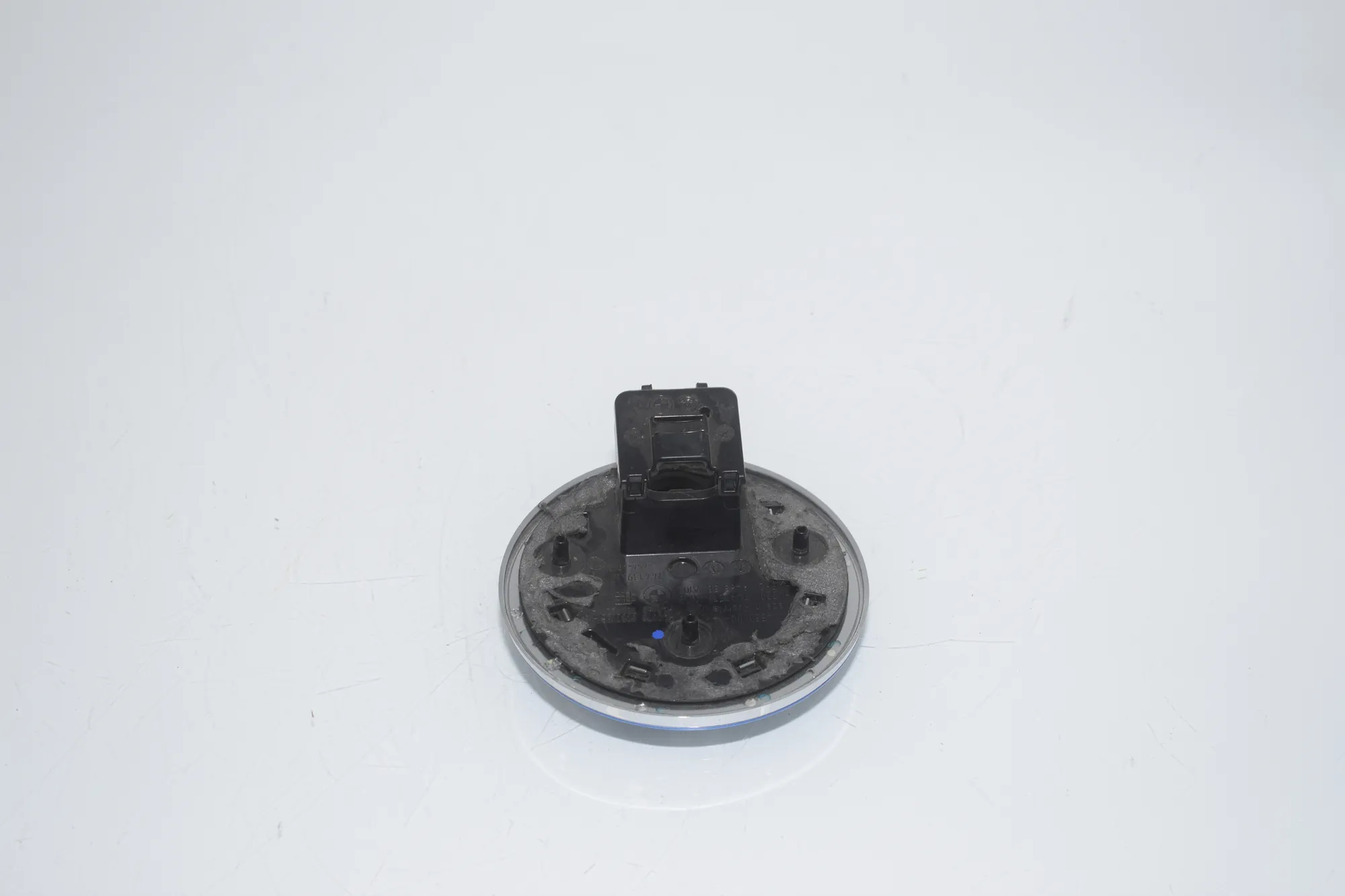 Car Manufacturer Badge Emblem – OEM 7497531 · BMW i4 (G26) BMW i4 (G26) eDrive40 2021 – 3