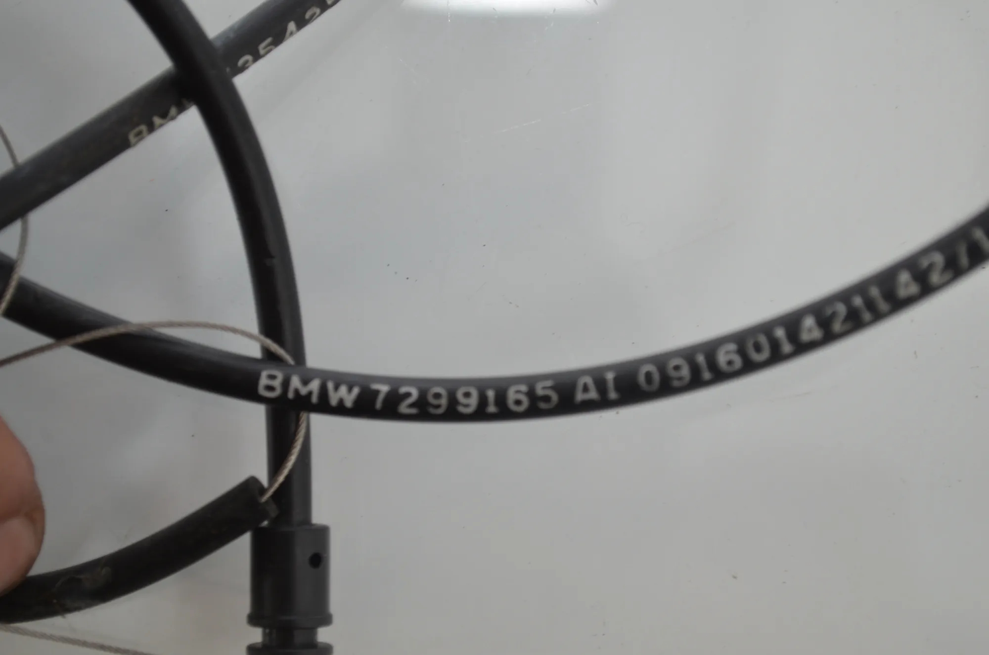 Bonnet Lock – OEM 7354257 · BMW i3 (I01) Electric 2014 – 5