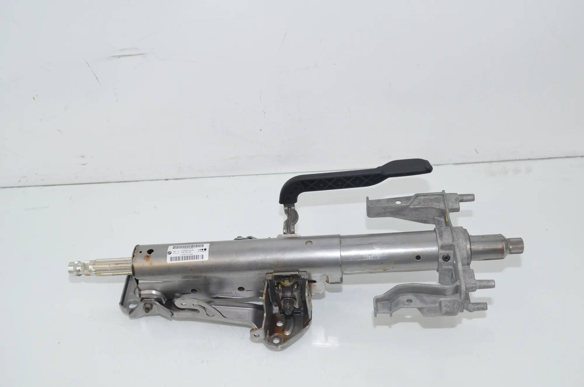 Steering Wheel Adjustment Mechanism – OEM 6865576 · BMW i3 (I01) Electric 2014