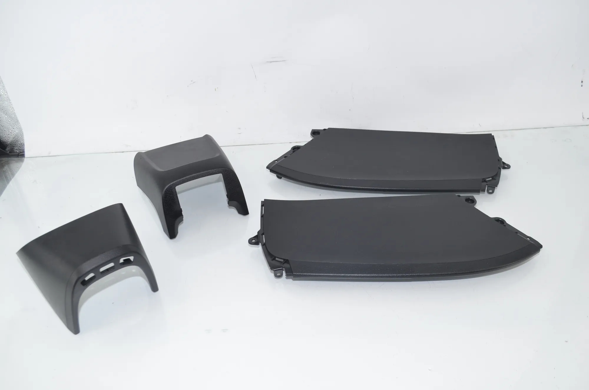 Center Console Trim – OEM 9292461 · BMW i3 (I01) Electric 2014