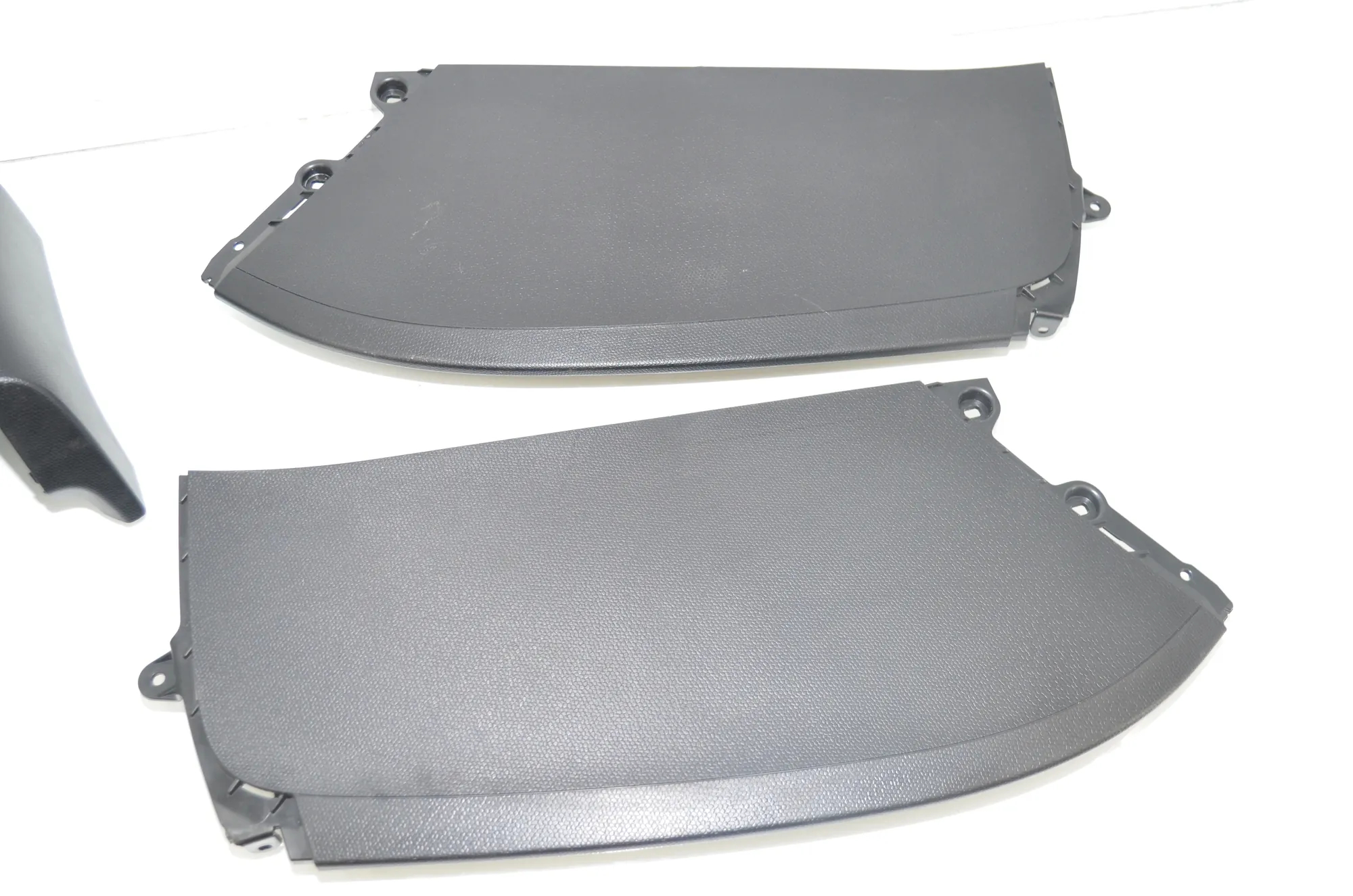 Center Console Trim – OEM 9292461 · BMW i3 (I01) Electric 2014 – 2