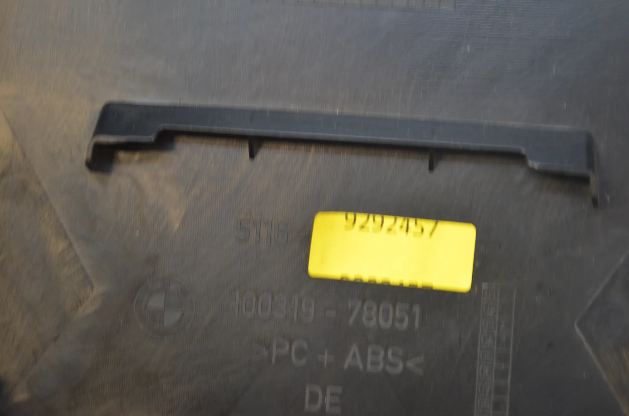 Center Console Trim – OEM 9292461 · BMW i3 (I01) Electric 2014 – 7
