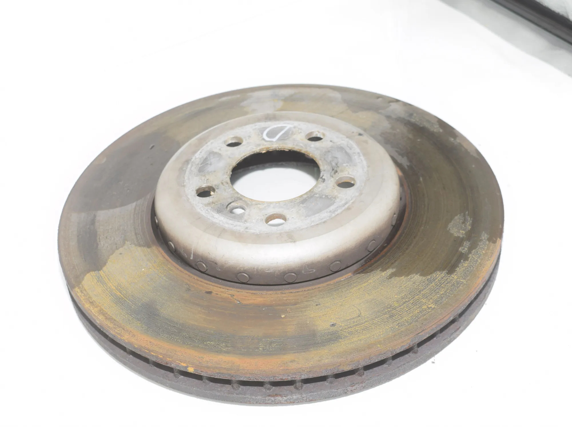 Front Right Brake Disc – OEM 6894383 · BMW 5 Touring (F11) M 550 d xDrive 2016 – 2