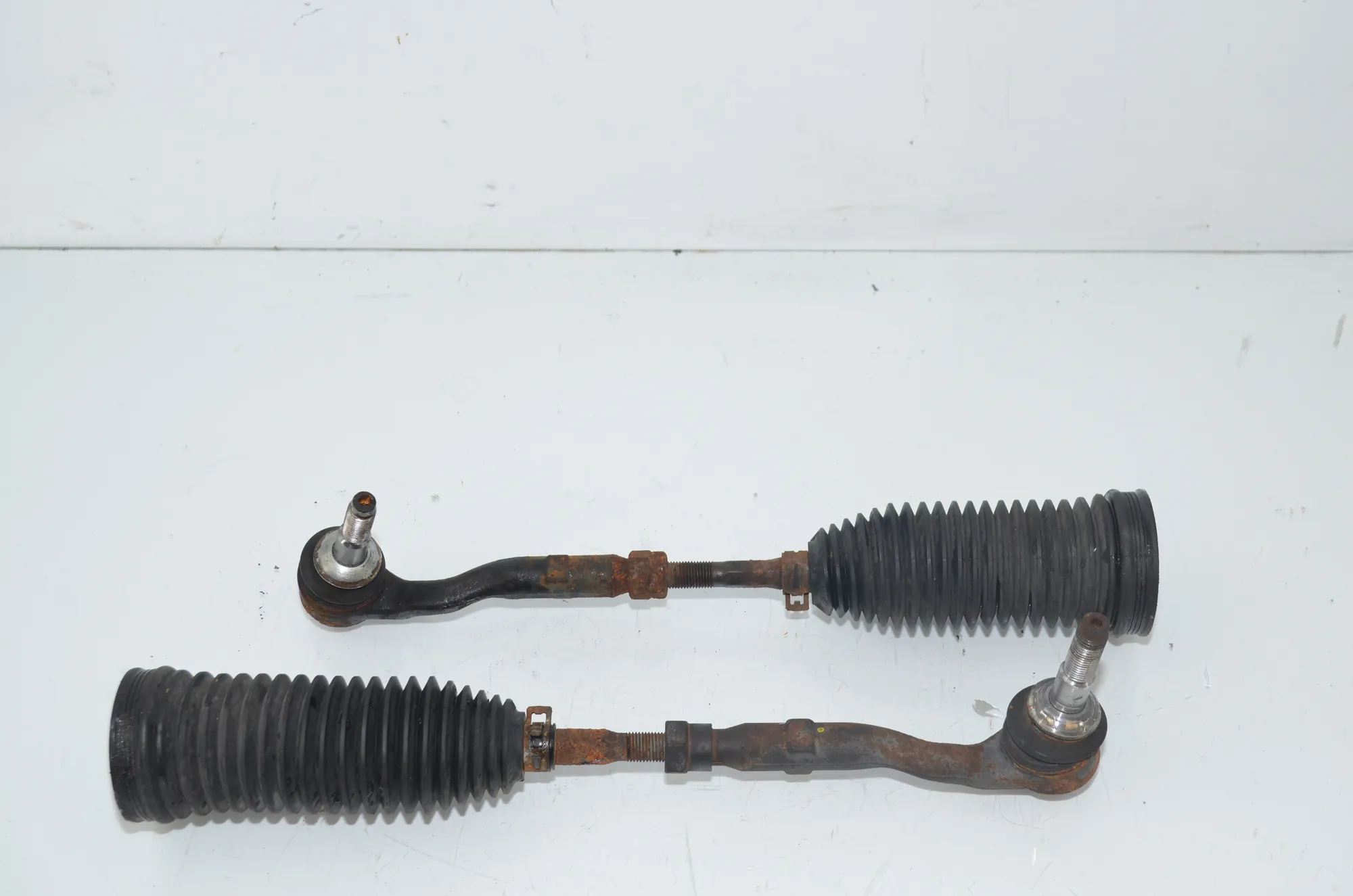 Left Side Steering Tie Rod – OEM 6784716 · BMW 5 Touring (F11) M 550 d xDrive 2016