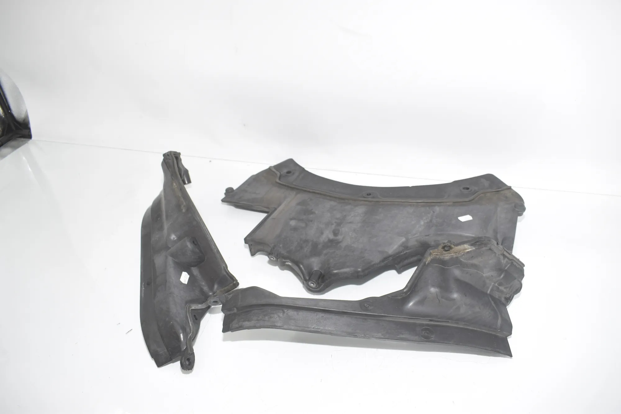 Other Engine Compartment Parts – OEM 7204336 · BMW 5 (F10) 530 d xDrive 2011 – 2