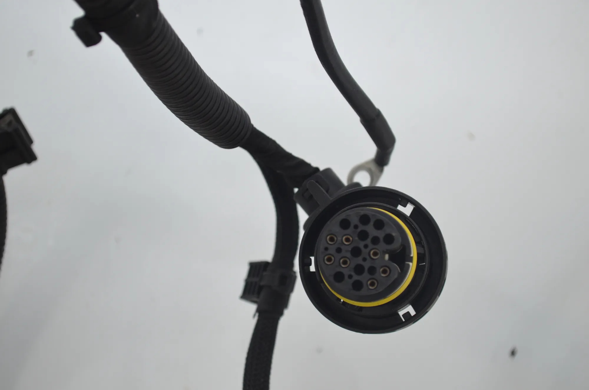 Engine Cable Harness – OEM 8515452 · BMW 5 (F10) 530 d xDrive 2011 – 4