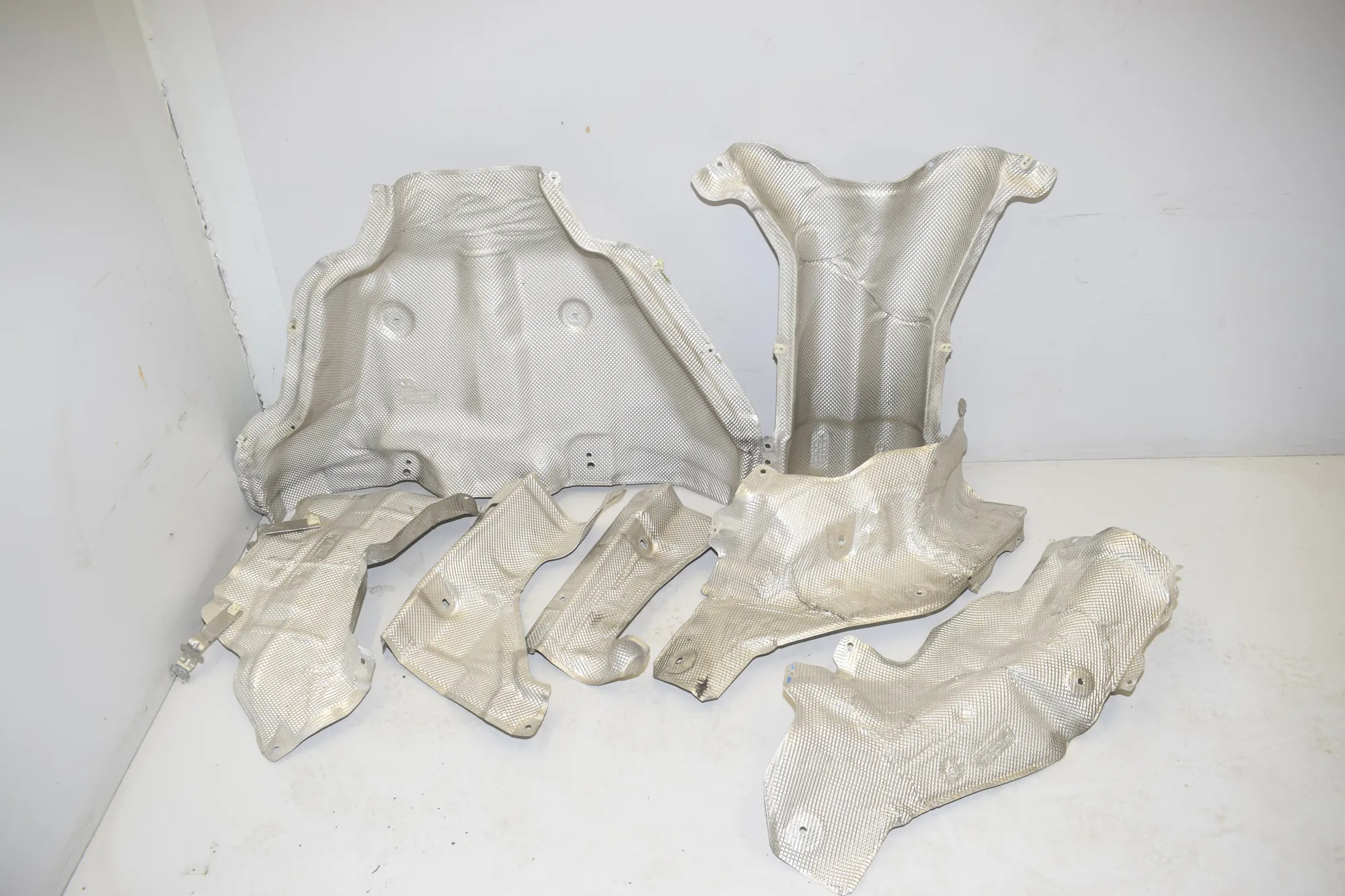 Heat Insulation – OEM 7180630 · BMW X6 (F16, F86) M 2017 – 2