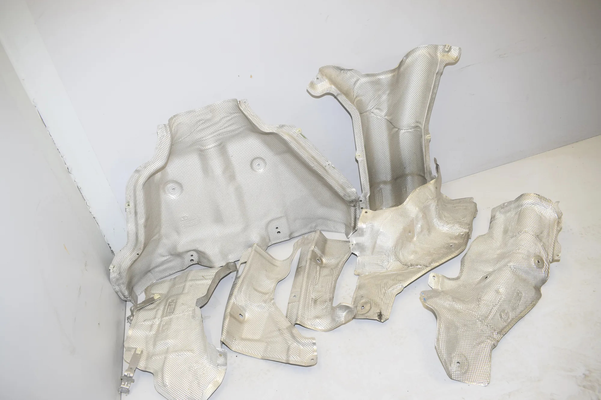 Heat Insulation – OEM 7180630 · BMW X6 (F16, F86) M 2017 – 3
