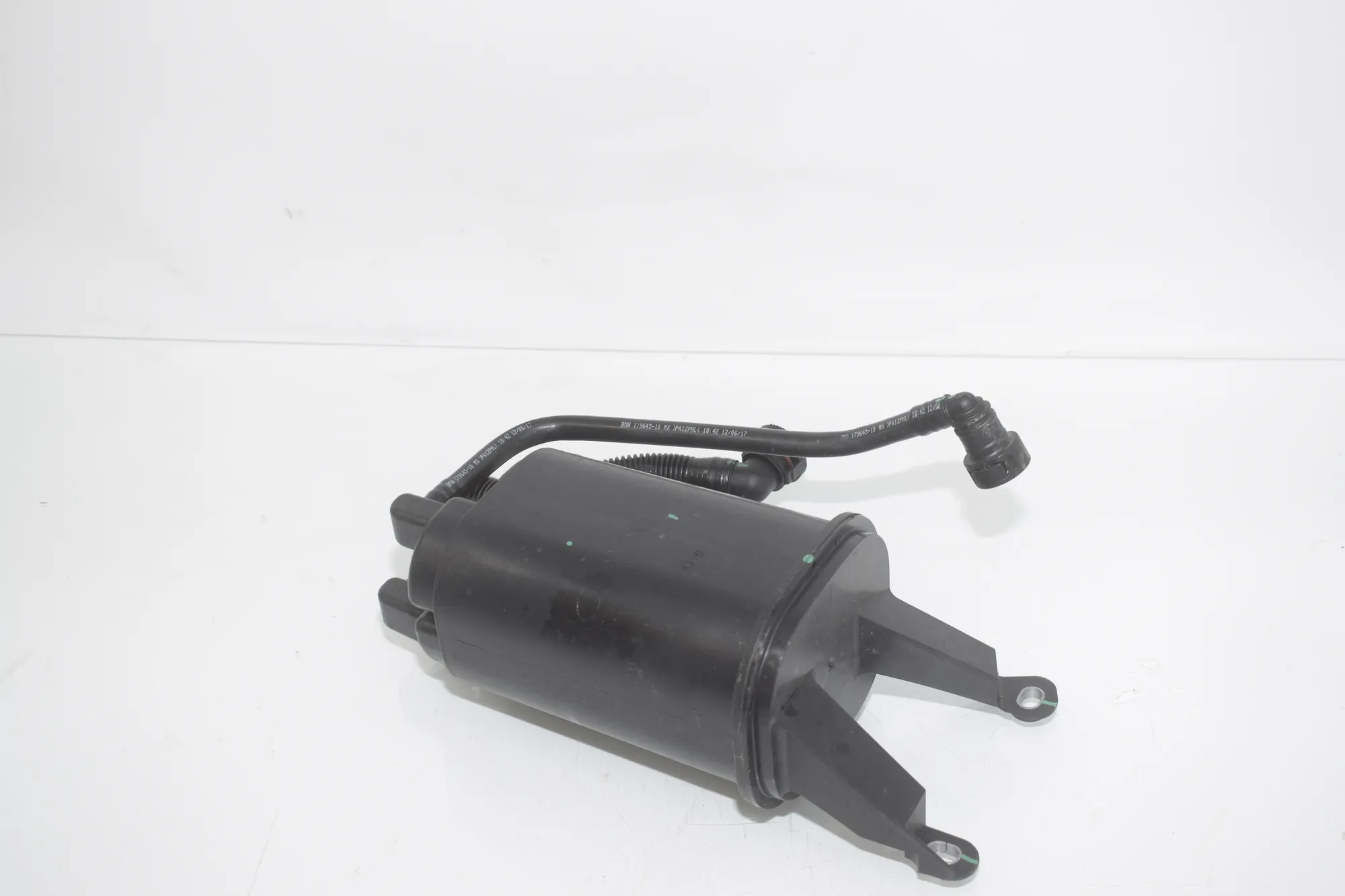 Charcoal Container Filter – OEM 7342995 · BMW X6 (F16, F86) M 2017