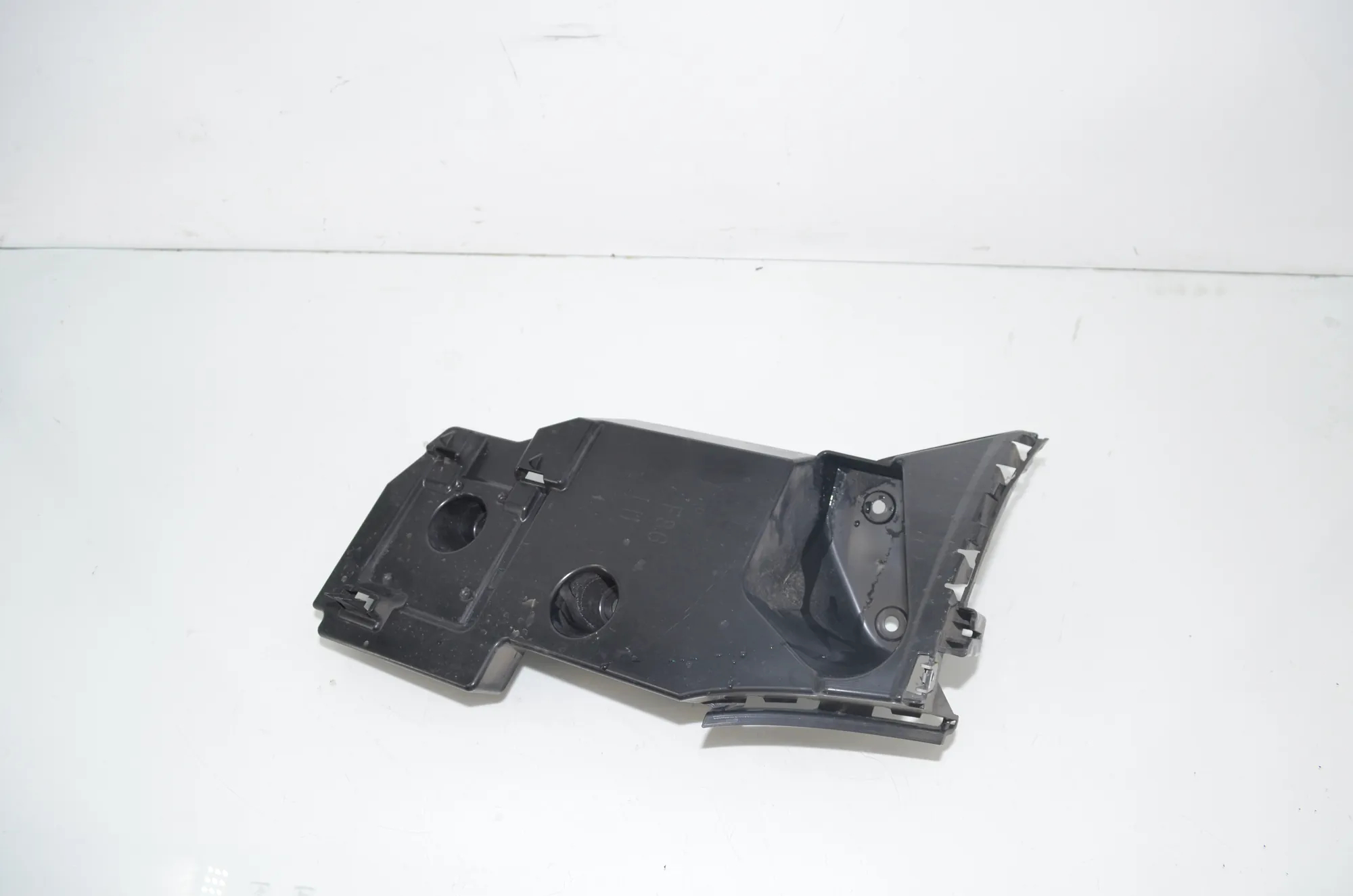 Rear Left Bumper Bracket – OEM 8056479 · BMW X6 (F16, F86) M 2017 – 2
