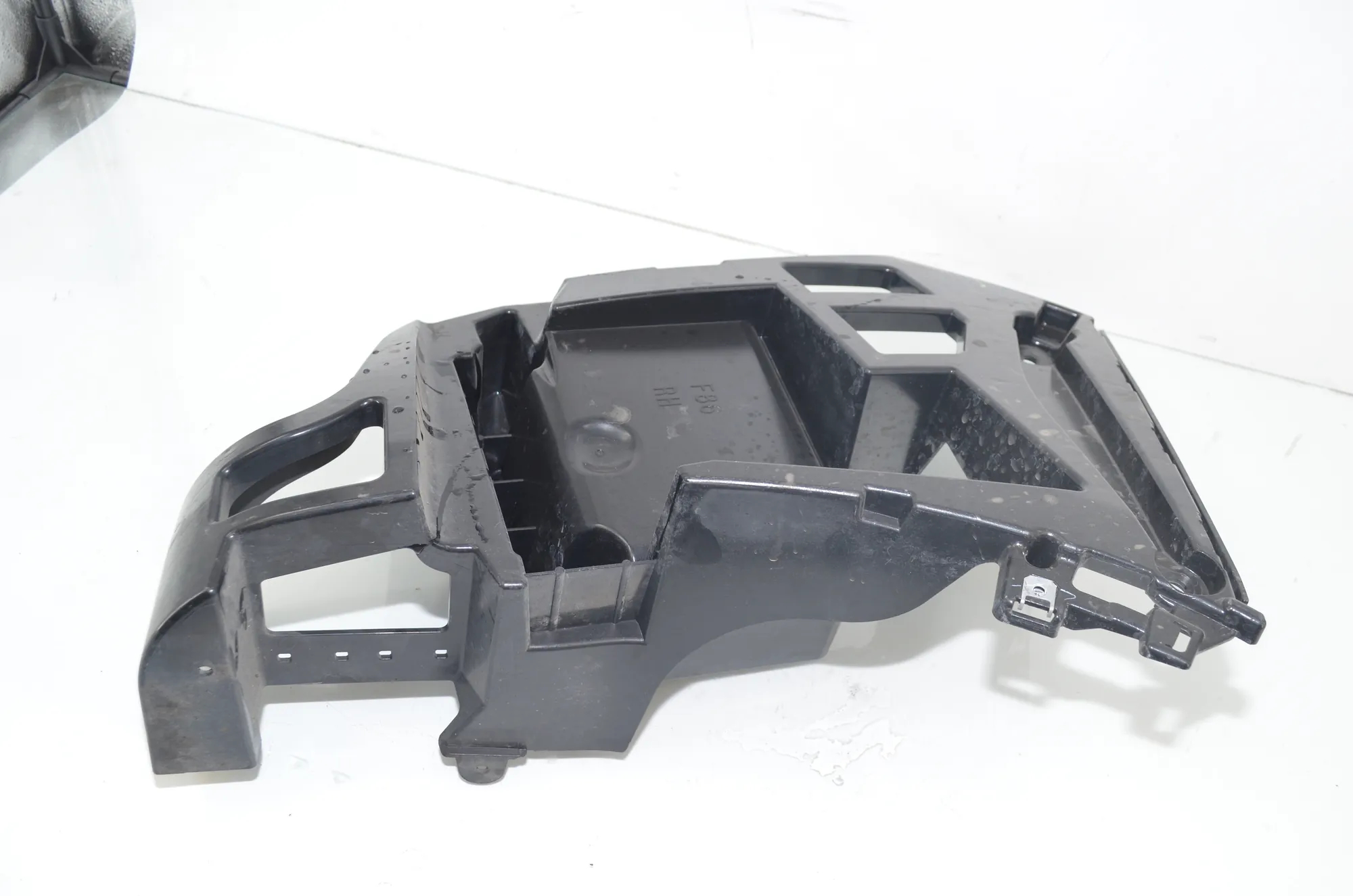 Rear Right Bumper Bracket – OEM 8056482 · BMW X6 (F16, F86) M 2017 – 2