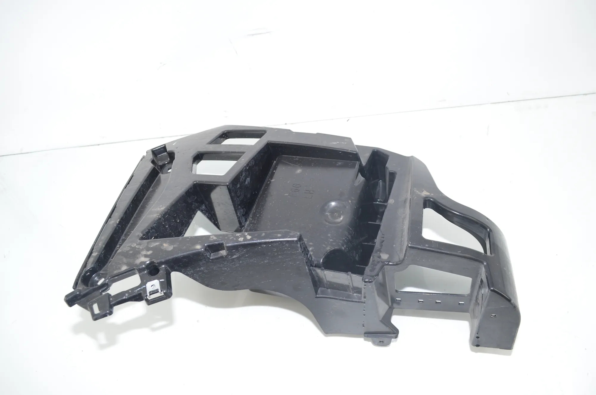 Rear Left Bumper Bracket – OEM 8056481 · BMW X6 (F16, F86) M 2017 – 2
