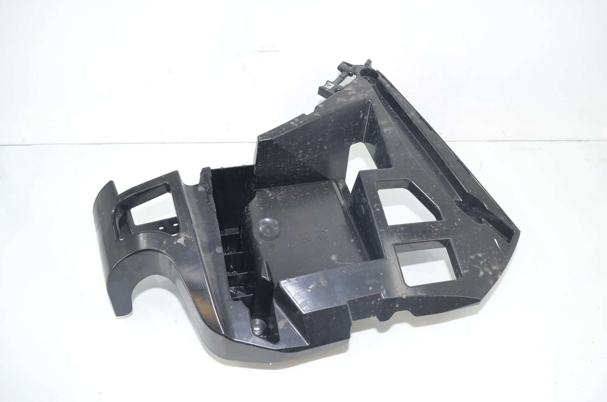 Rear Left Bumper Bracket – OEM 8056481 · BMW X6 (F16, F86) M 2017