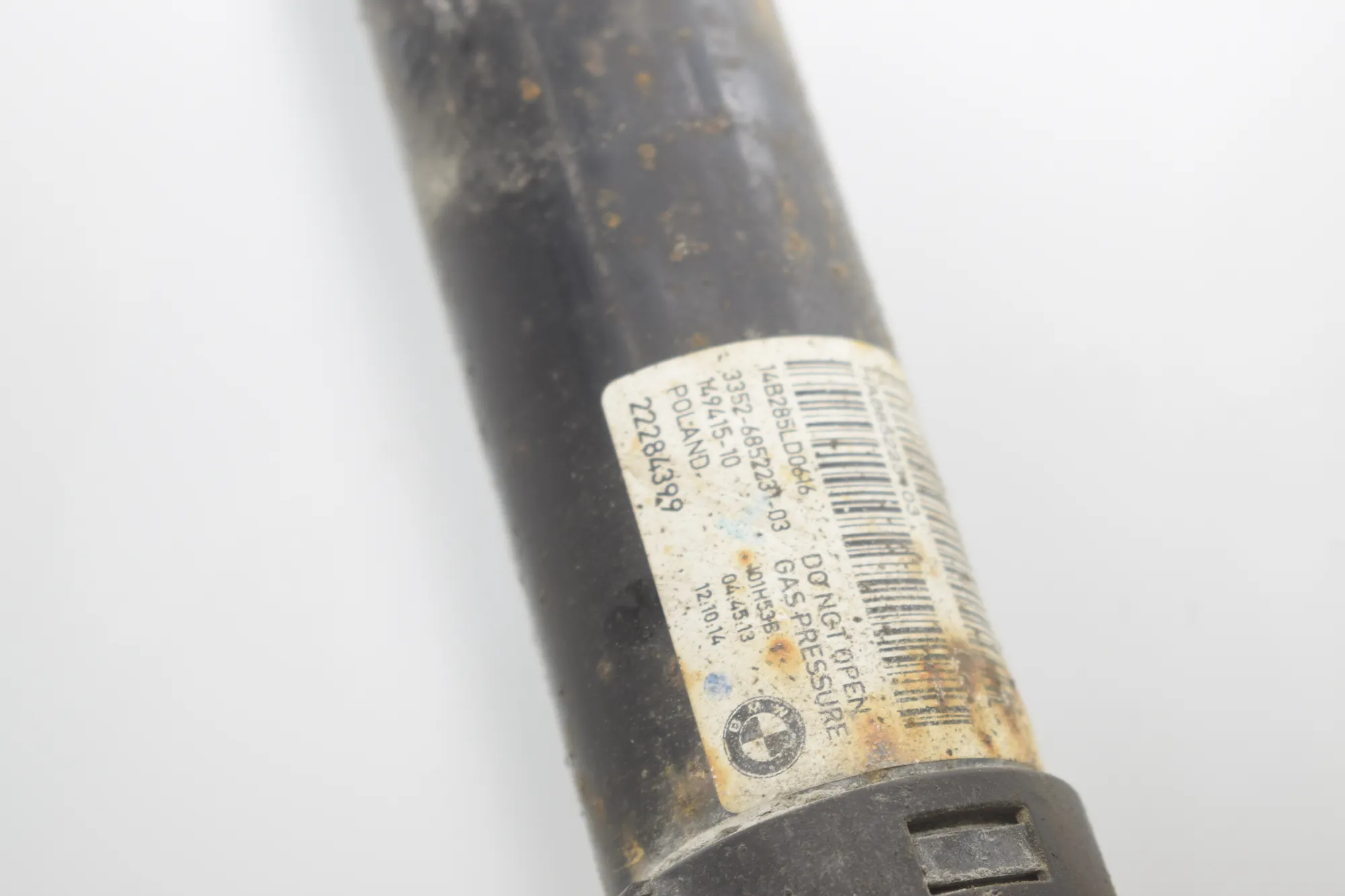 Rear Left Shock Absorber – OEM 6852231 · BMW i3 (I01) Electric 2014 – 4