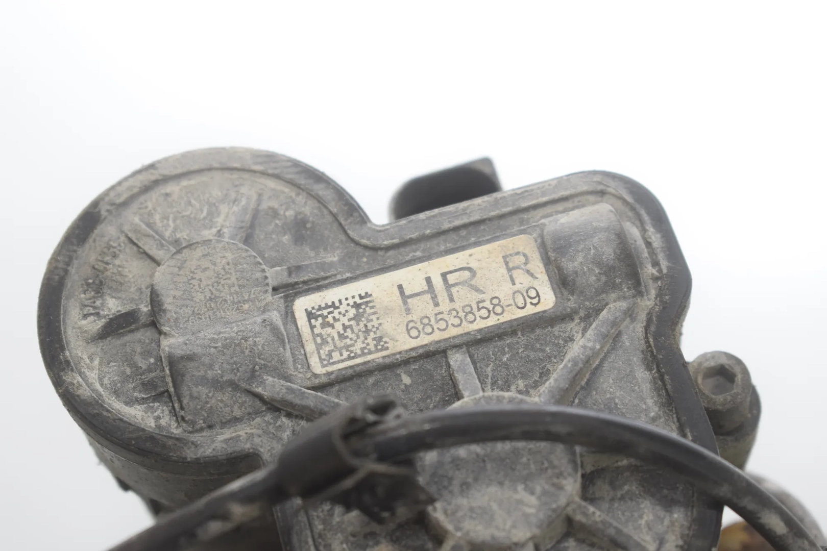 Rear Right Brake Caliper – OEM 6853858 · BMW i3 (I01) Electric 2014 – 5