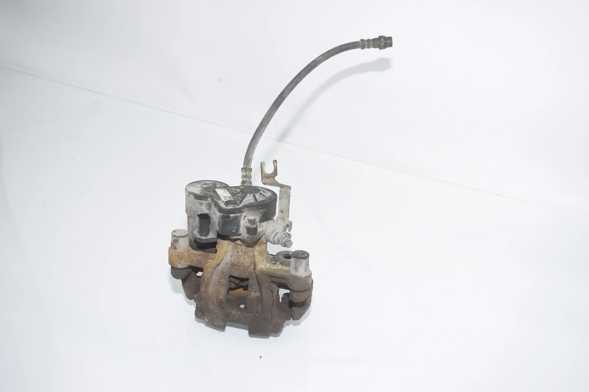 Rear Left Brake Caliper – OEM 6853857 · BMW i3 (I01) Electric 2014 – 2