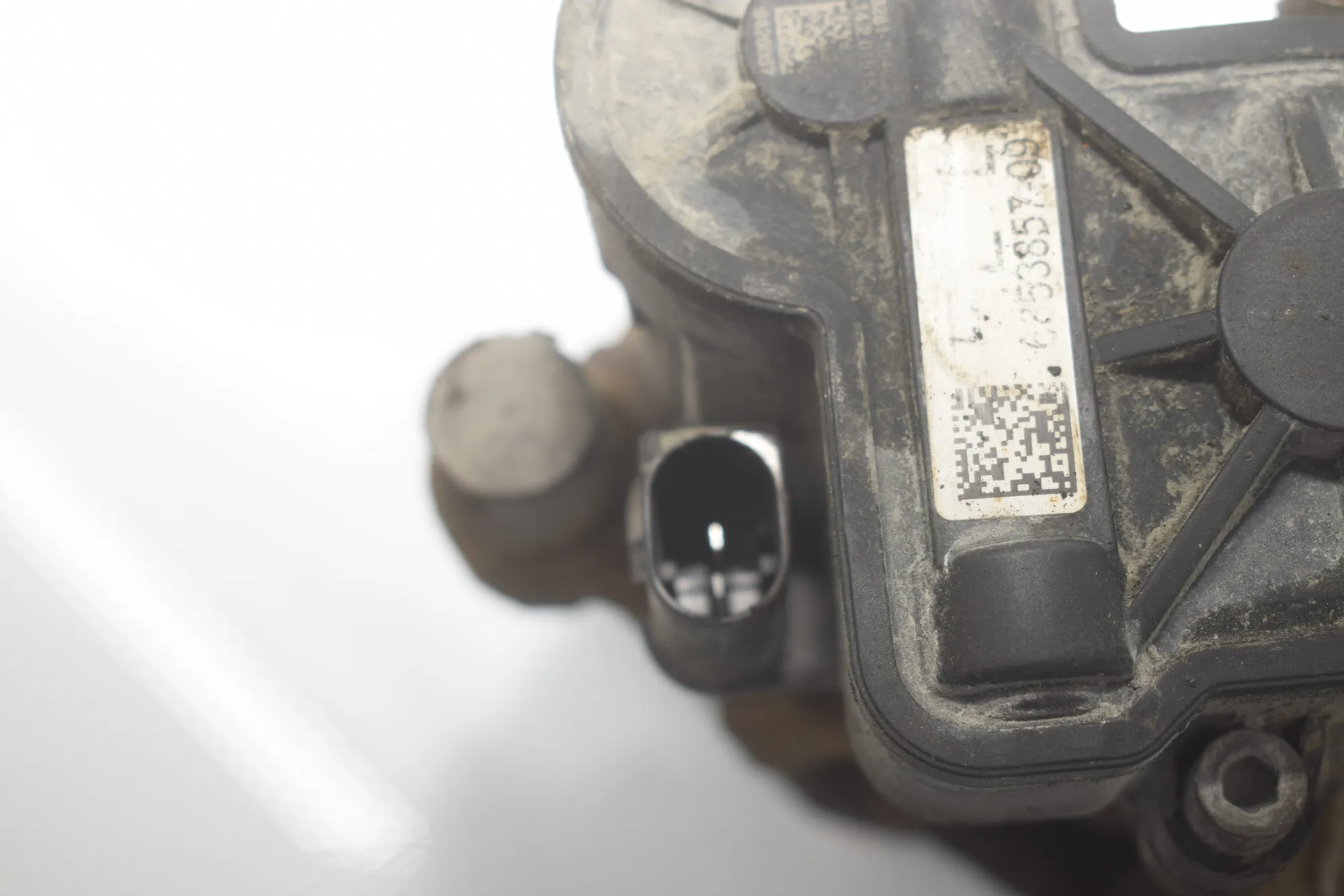 Rear Left Brake Caliper – OEM 6853857 · BMW i3 (I01) Electric 2014 – 4