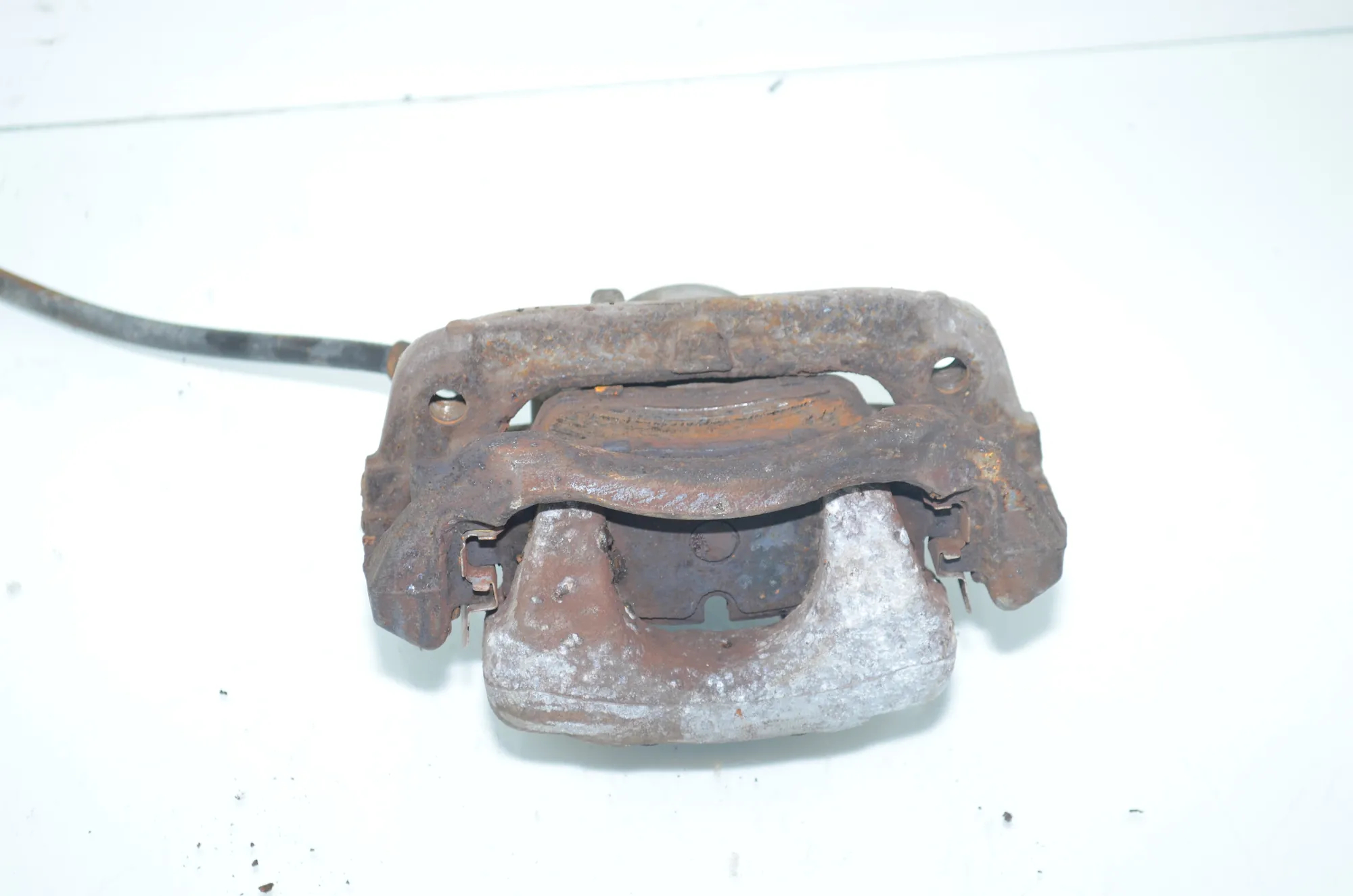 Front Right Brake Caliper – OEM 6860270 · BMW i3 (I01) Electric 2014 – 3