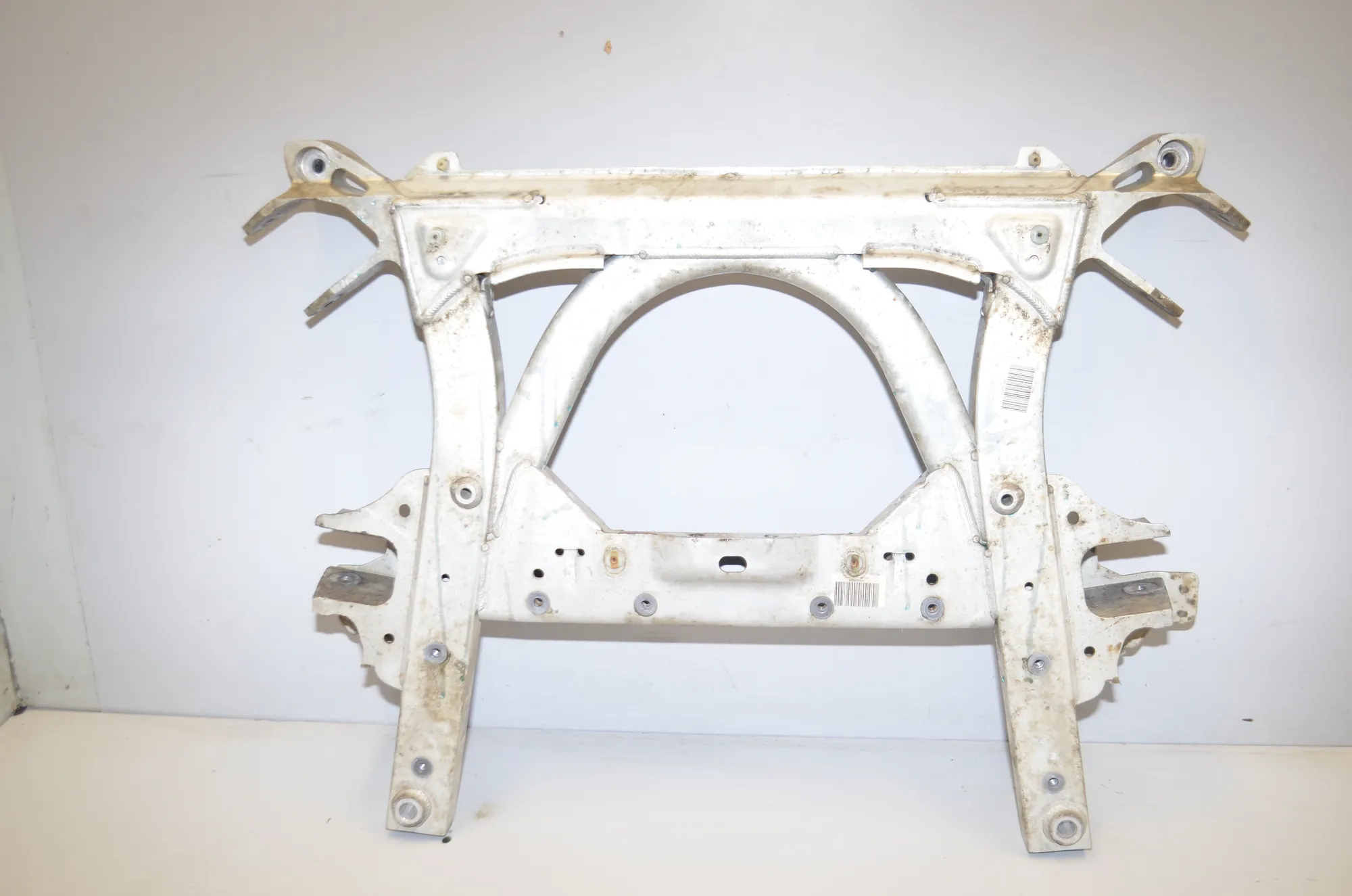 Front Subframe – OEM 6857710 · BMW i3 (I01) Electric 2014 – 4