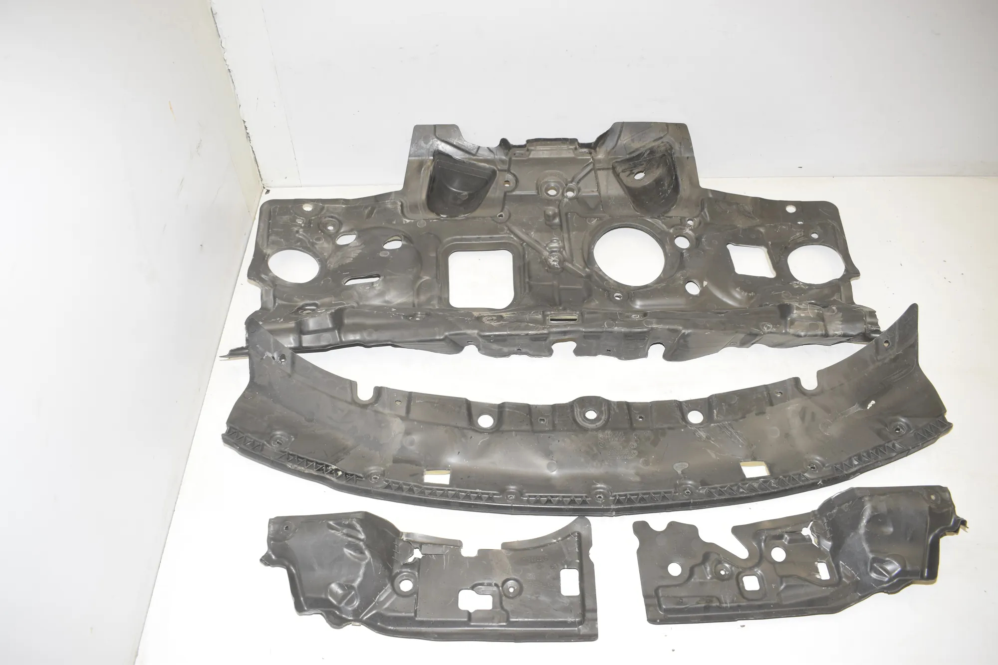 Sound Insulation – OEM 7298898 · BMW 2 Gran Tourer (F46) 216 d 2015 – 2