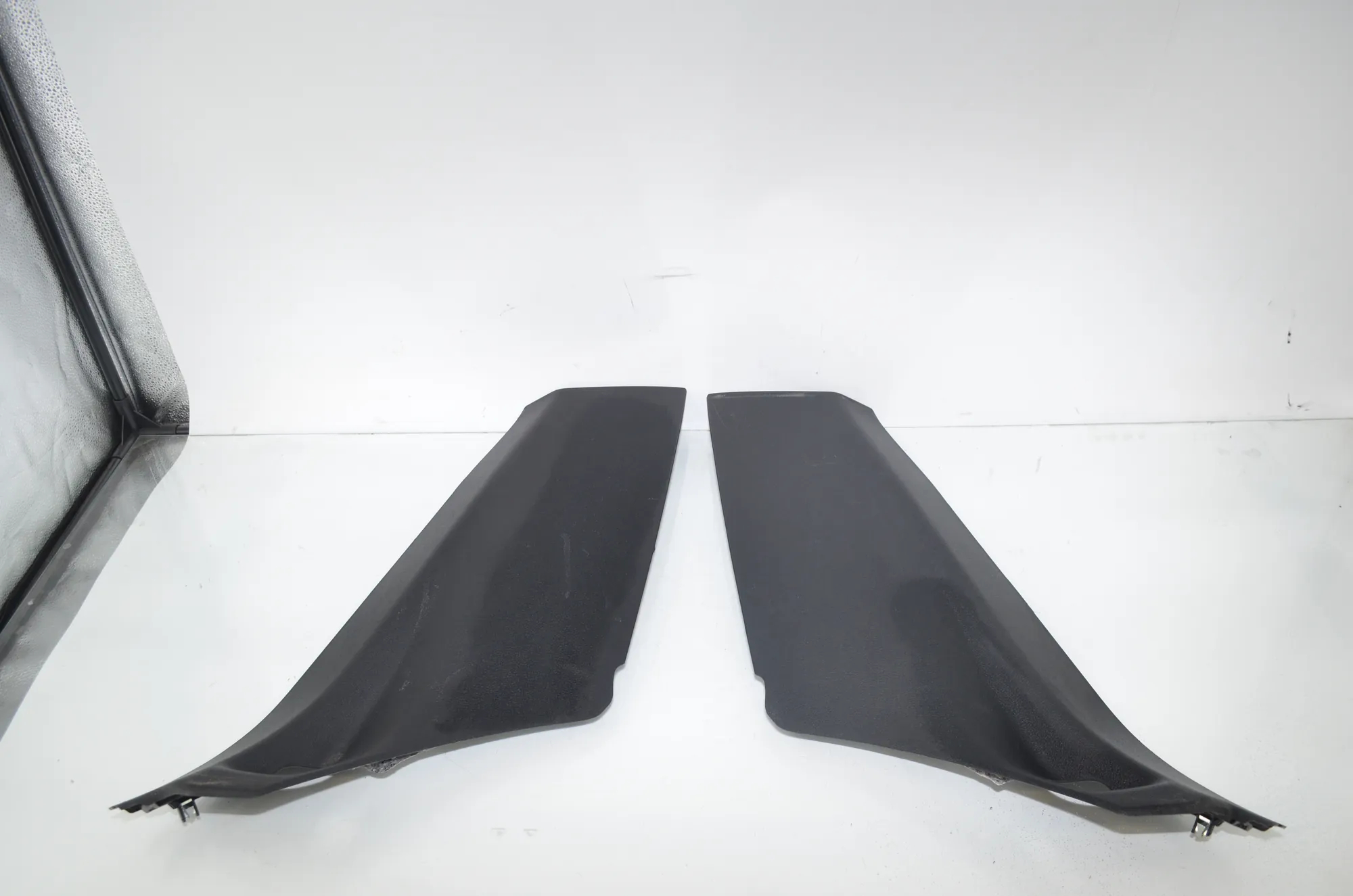Rear Left Pillar Trim – OEM 7323665 · BMW 2 Gran Tourer (F46) 216 d 2015