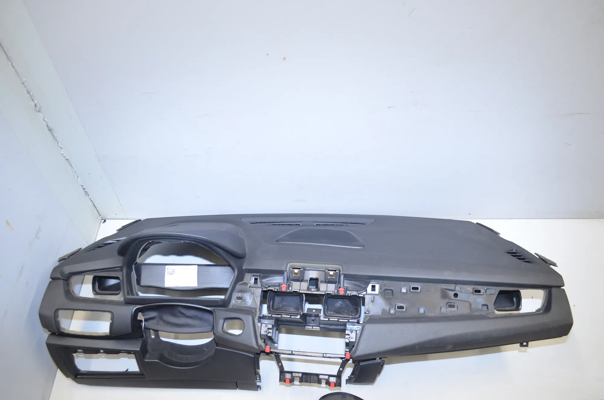 Dashboard – OEM 9378901 · BMW 2 Gran Tourer (F46) 216 d 2015 – 2