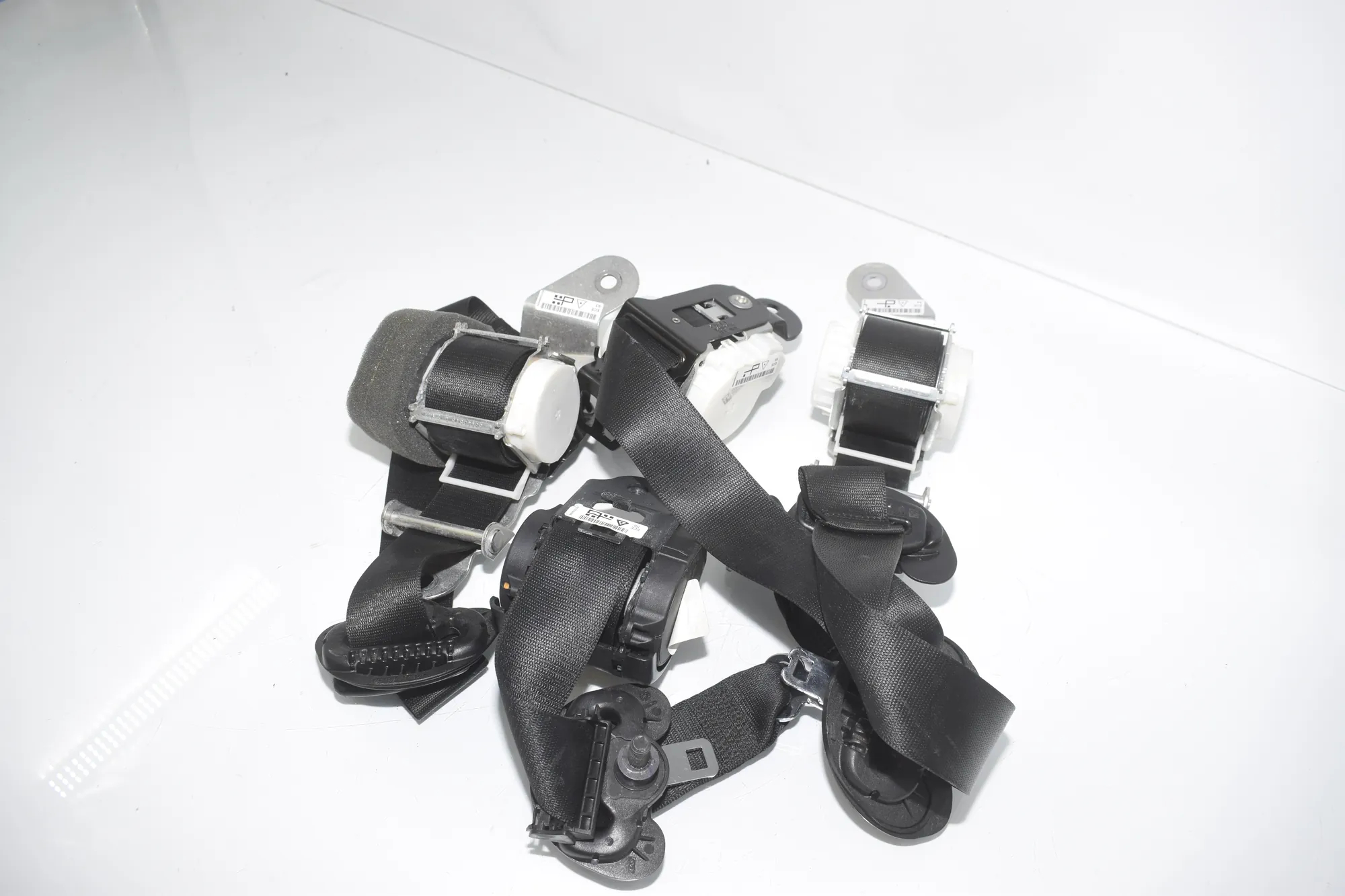 Rear Left Seatbelt – OEM 7332235 · BMW 2 Gran Tourer (F46) 216 d 2015 – 3