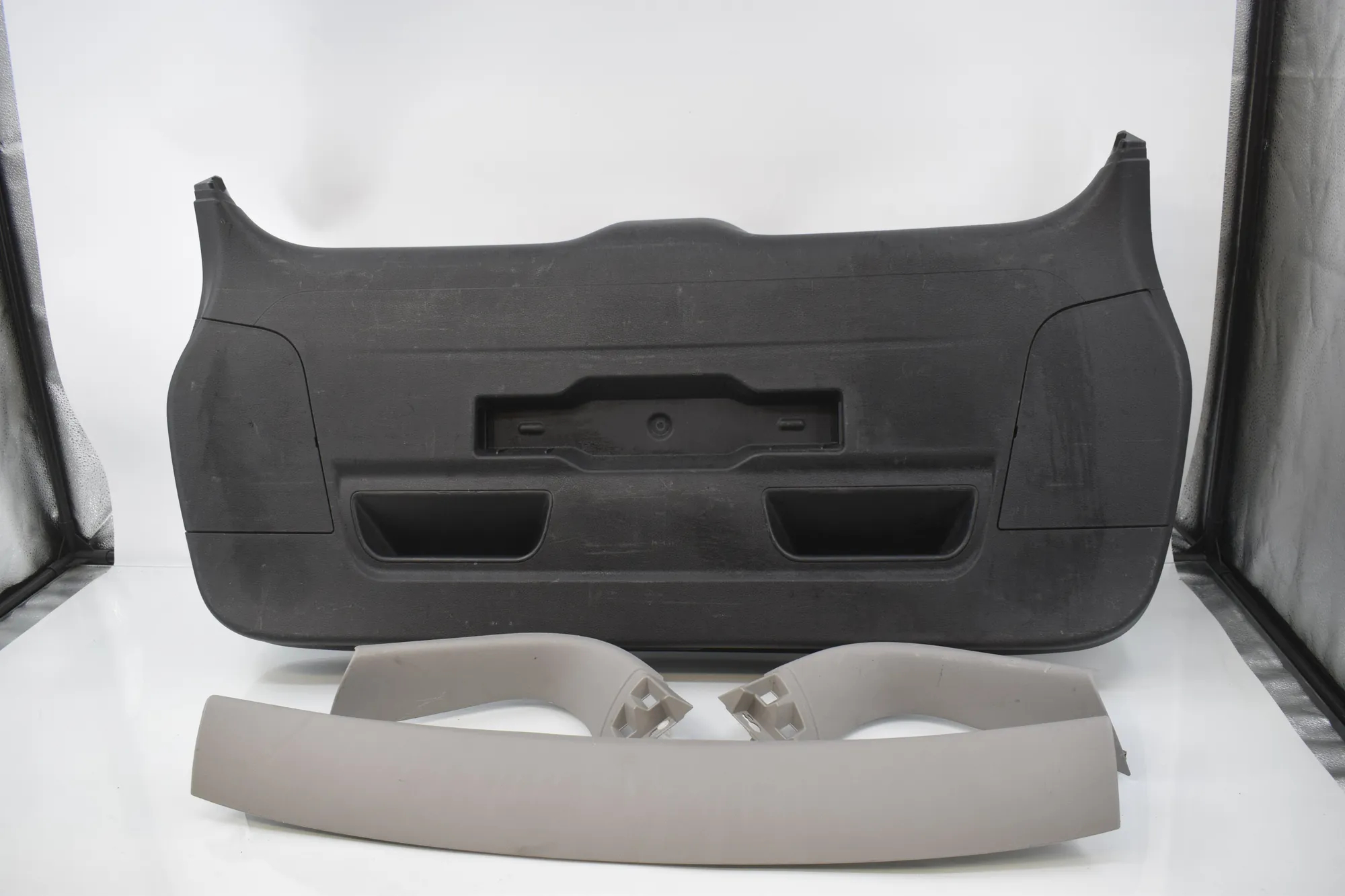 Tailgate Bootlid Cover Trim – OEM 7414937 · BMW 2 Gran Tourer (F46) 216 d 2015