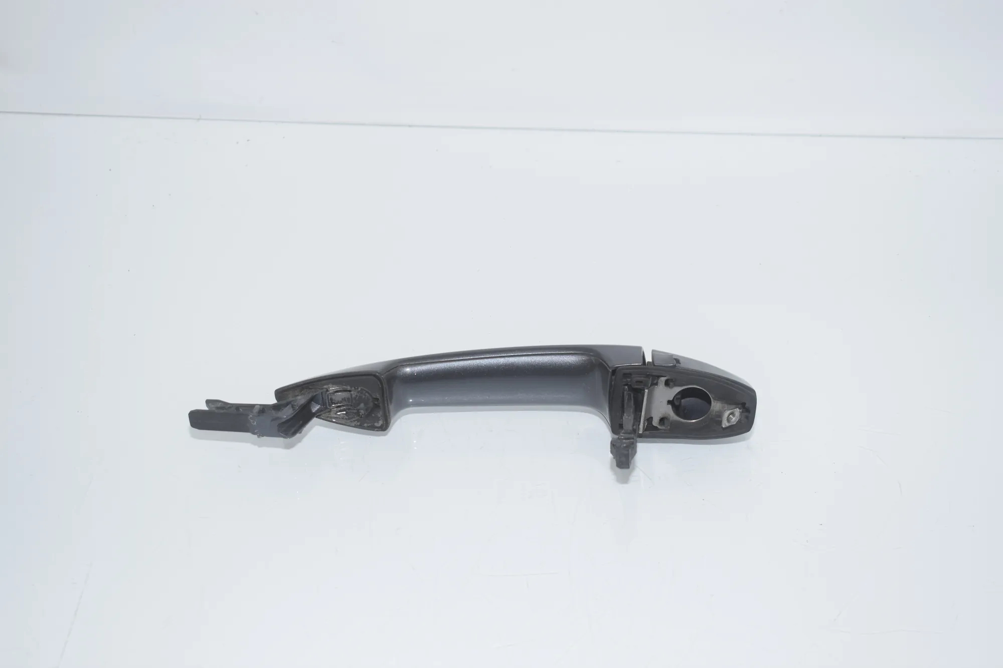 Front Right Door Exterior Handle – OEM 7396306 · BMW 2 Gran Tourer (F46) 216 d 2015 – 4