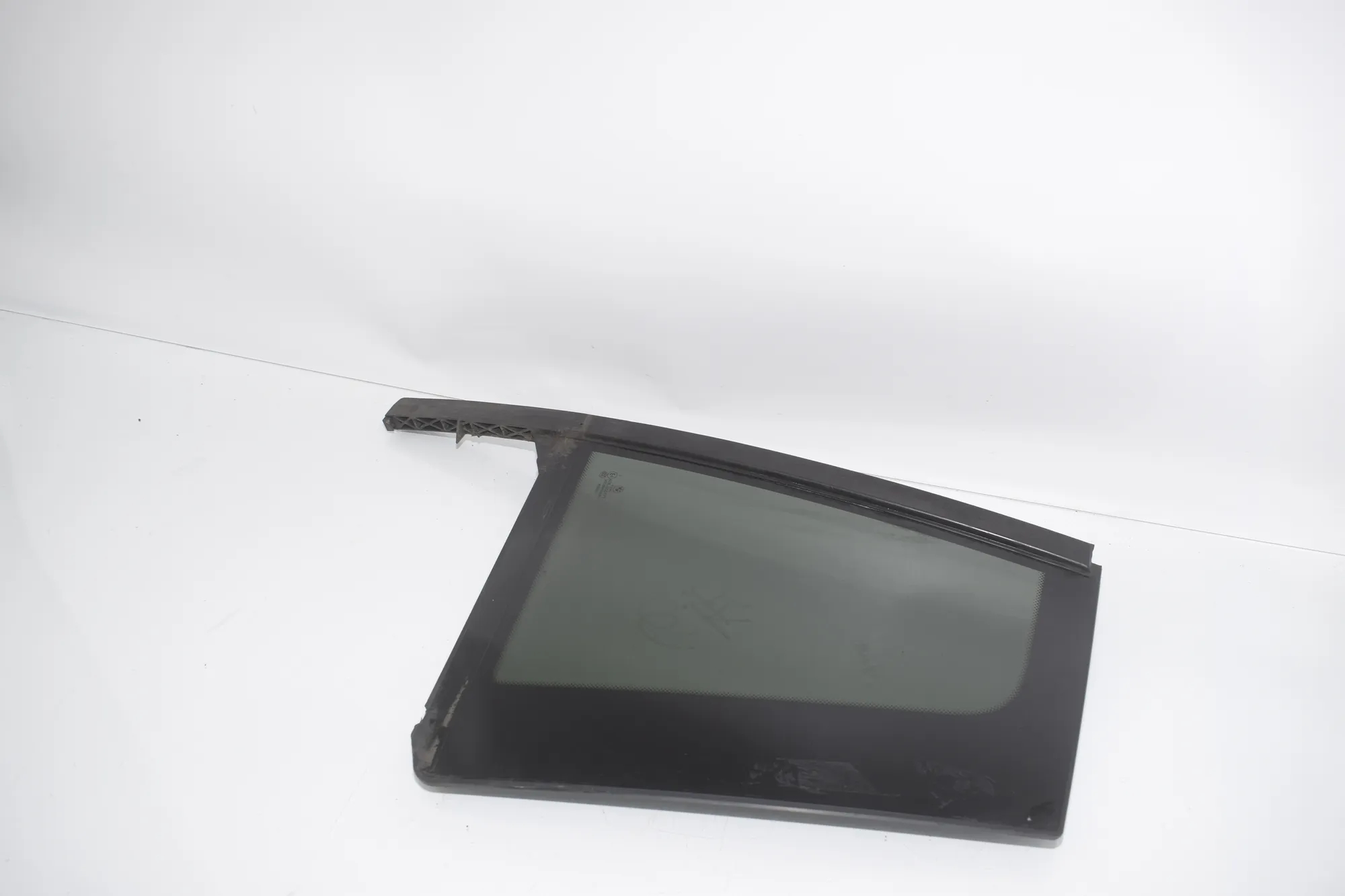 Rear Left Quarter Window – OEM 7416283 · BMW 2 Gran Tourer (F46) 216 d 2015 – 2