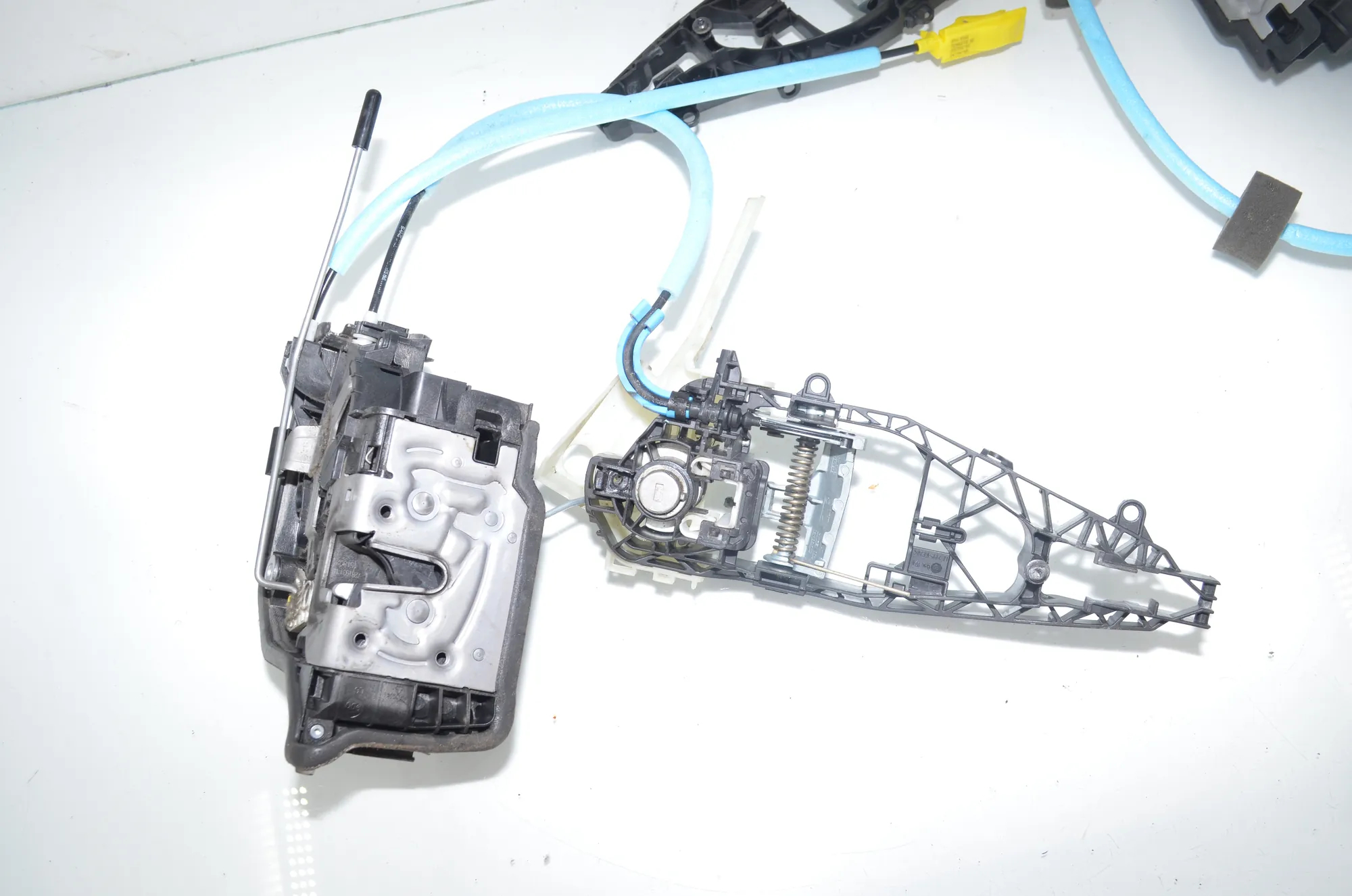 Rear Left Door Lock – OEM 7281939 · BMW 2 Gran Tourer (F46) 216 d 2015 – 2