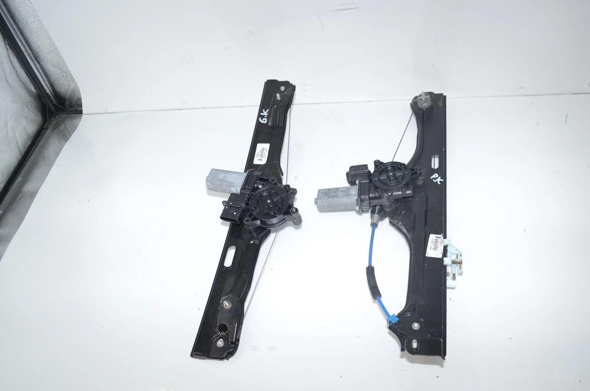 Front Left Door Window Regulator – OEM 7321055 · BMW 2 Gran Tourer (F46) 216 d 2015