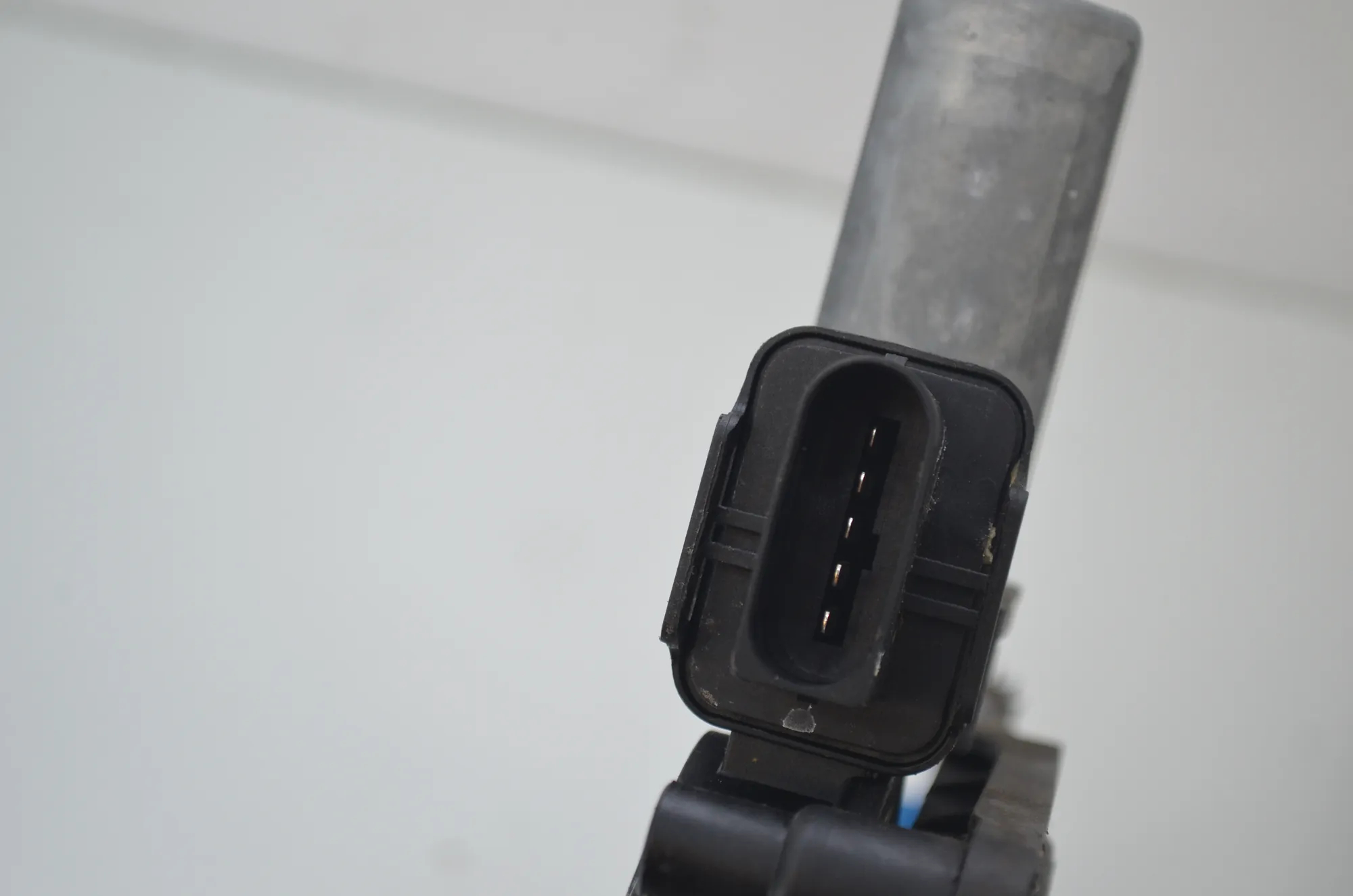 Front Left Door Window Regulator – OEM 7321055 · BMW 2 Gran Tourer (F46) 216 d 2015 – 4