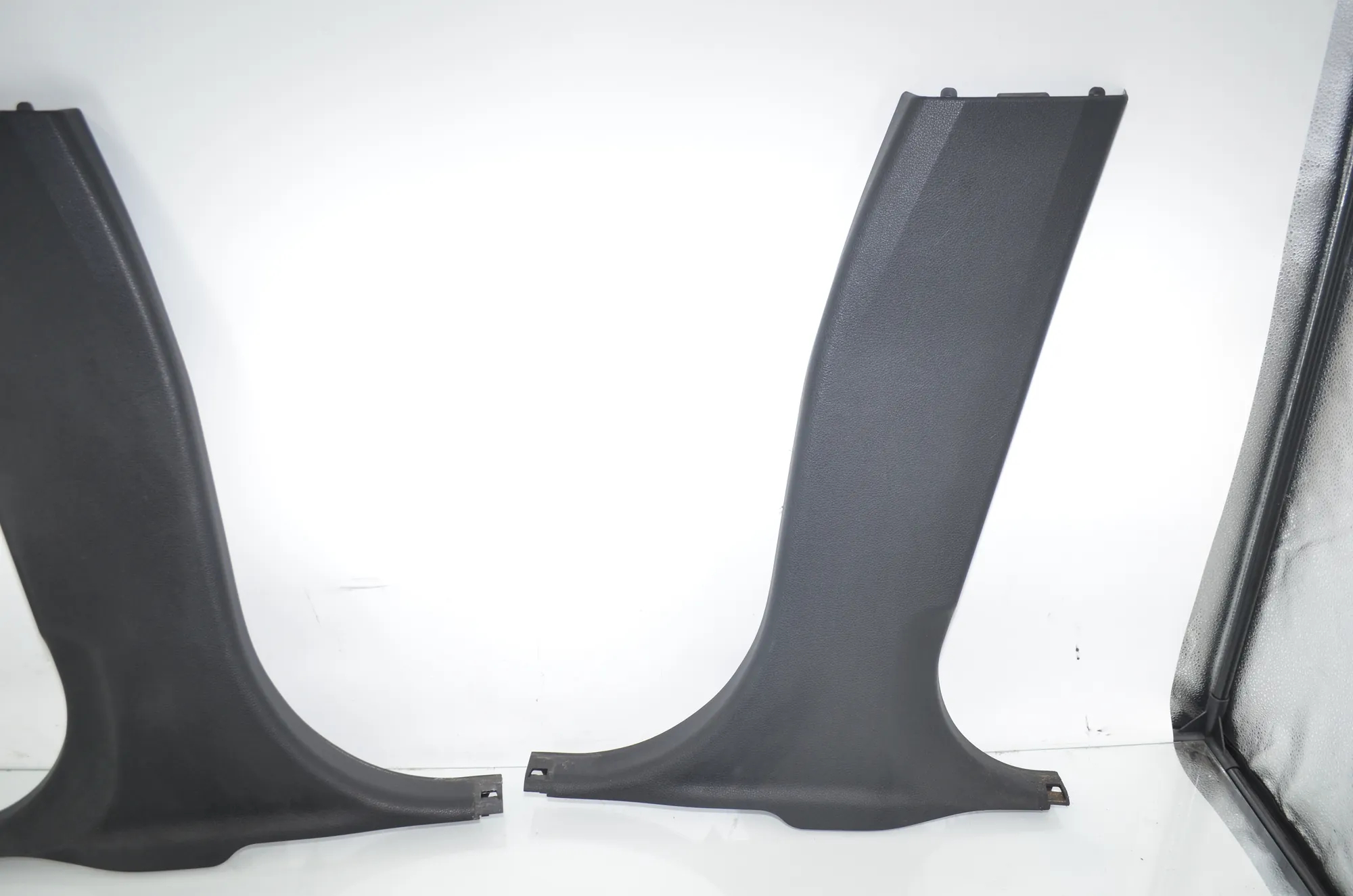 Left Side B Pillar Trim – OEM 7359849 · BMW 2 Gran Tourer (F46) 216 d 2015 – 3
