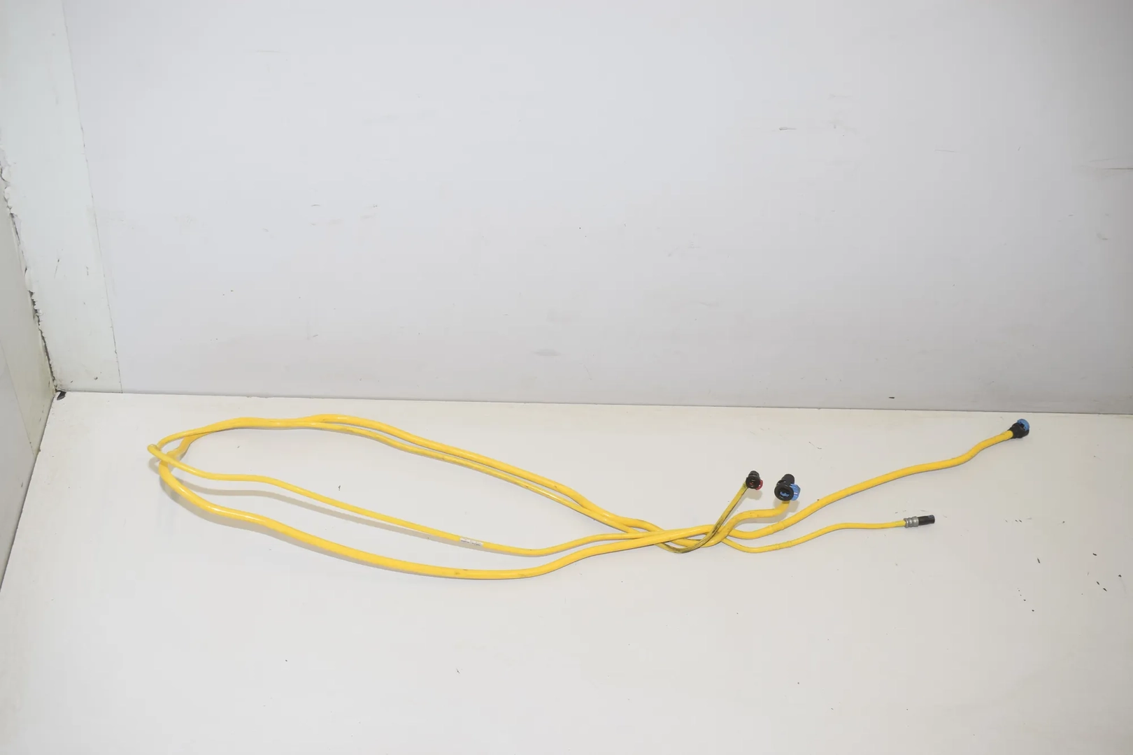 Other tubes – OEM 7053988 · BMW 5 Gran Turismo (F07) 530 d 2009 – 2